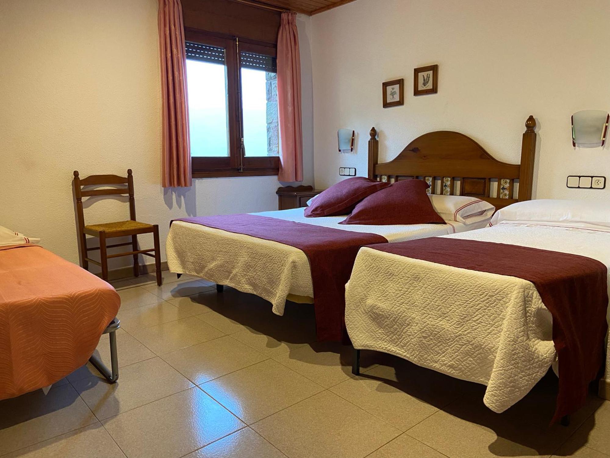 Hotel El Serrat De Tregura
