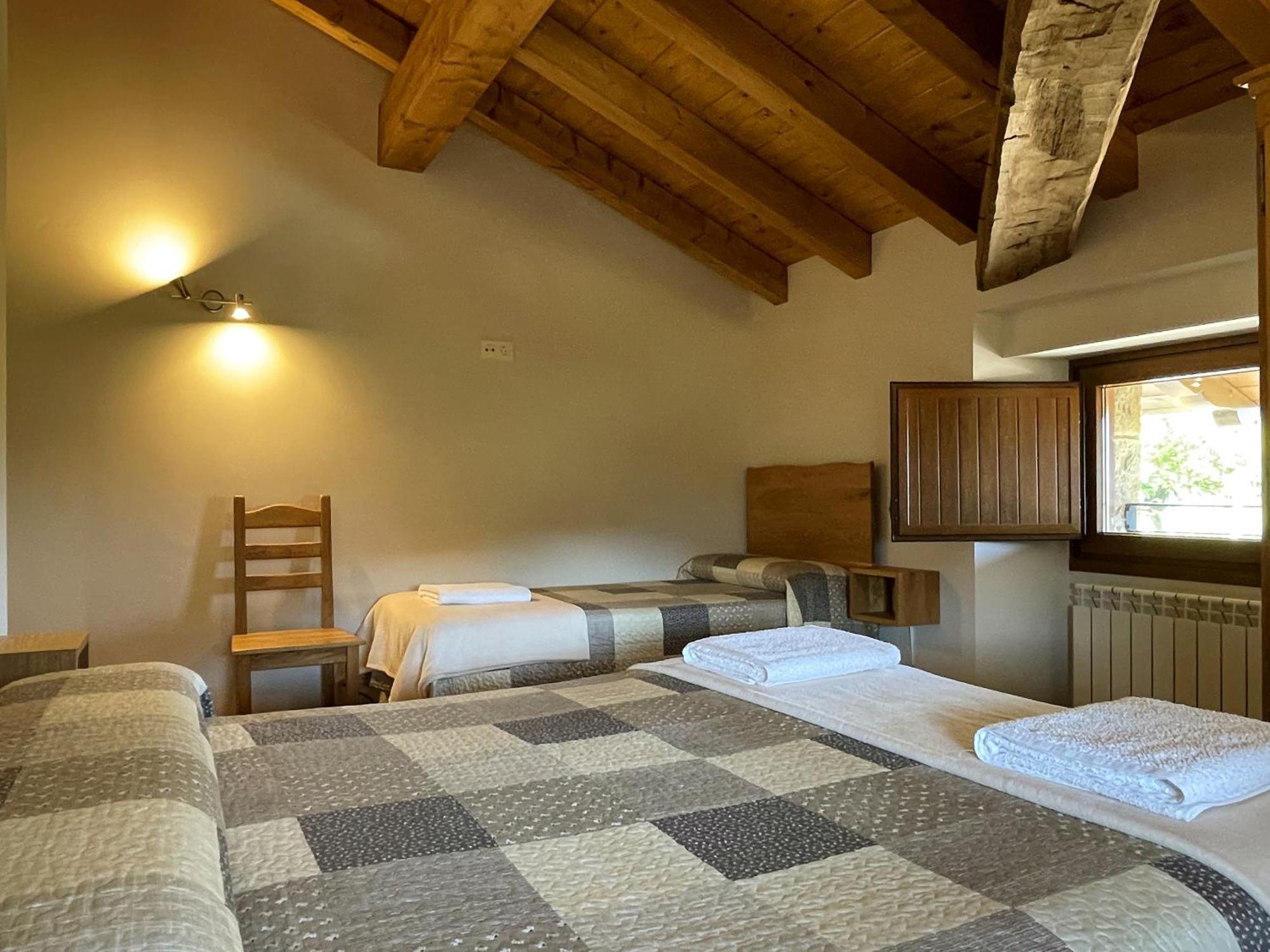 Palacio De Aralar Alta Familias Oskotz