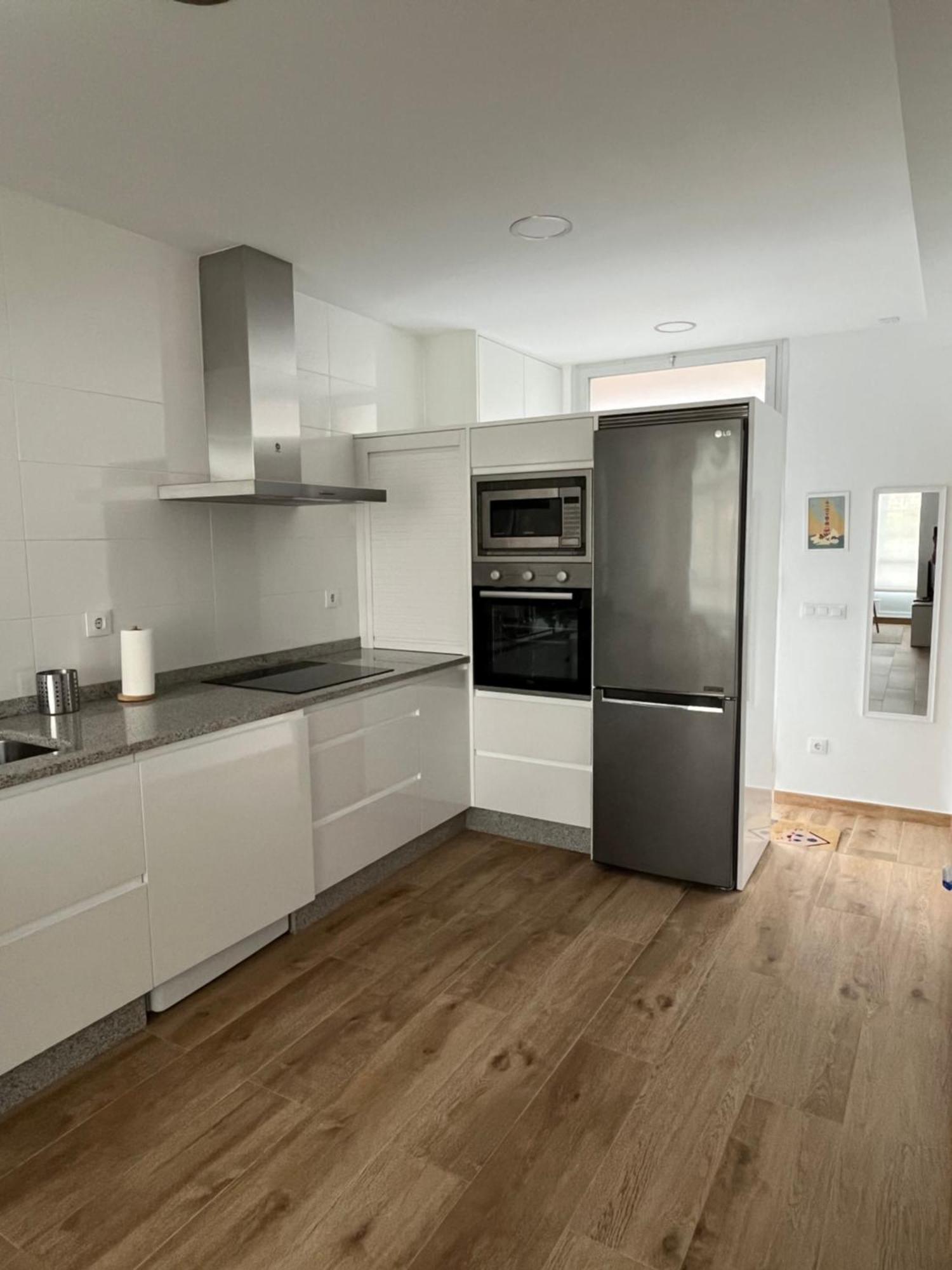 Paseo Maritimo Apartment Camelle