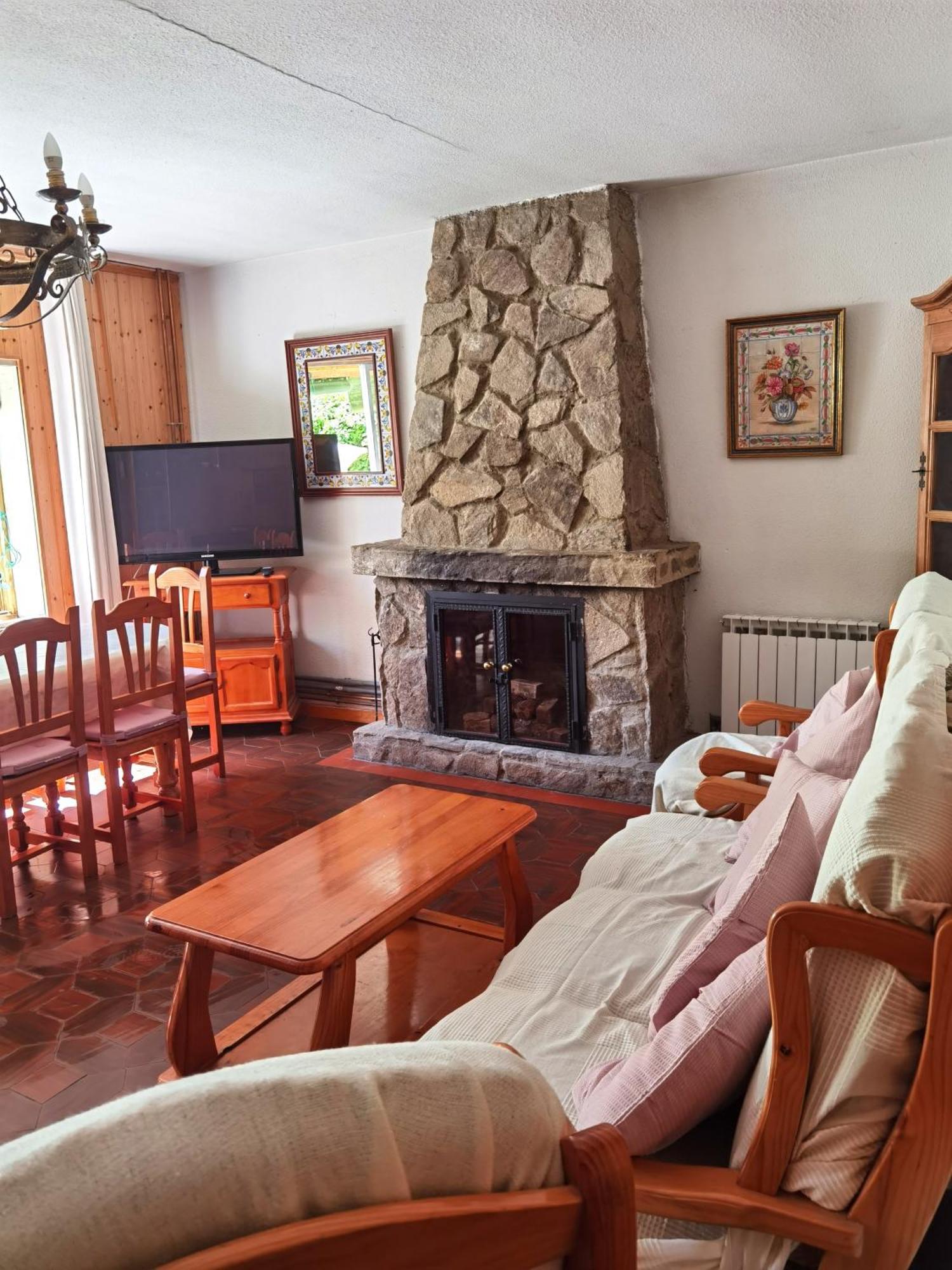 Chalet Entero Con Patio Holiday home