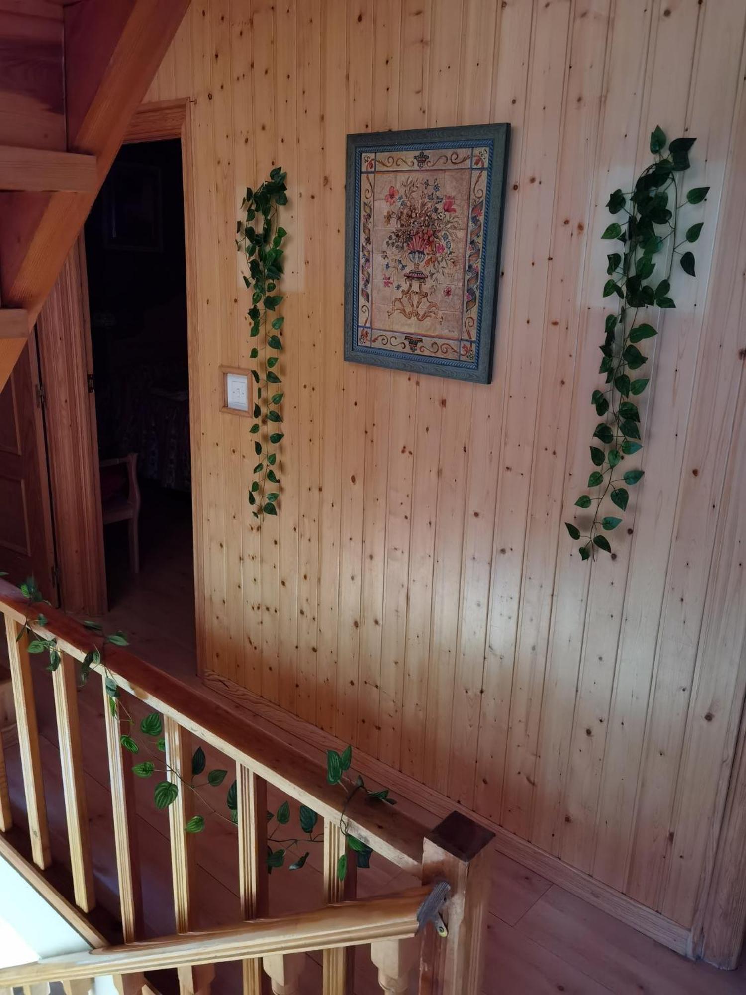 Chalet Entero Con Patio * Oteruelo Del Valle