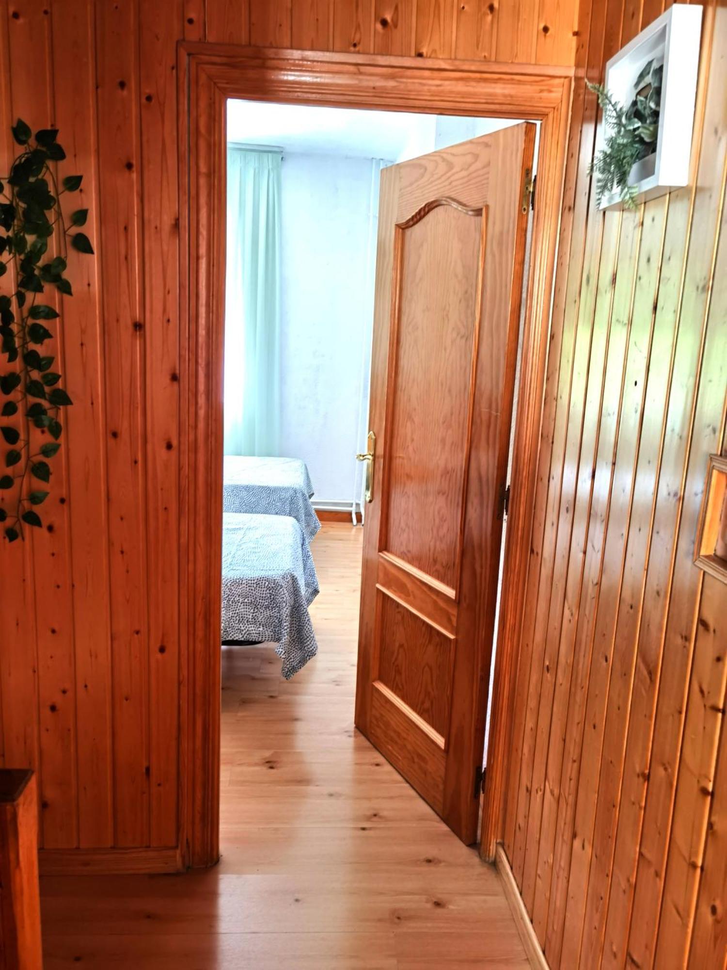 Chalet Entero Con Patio *