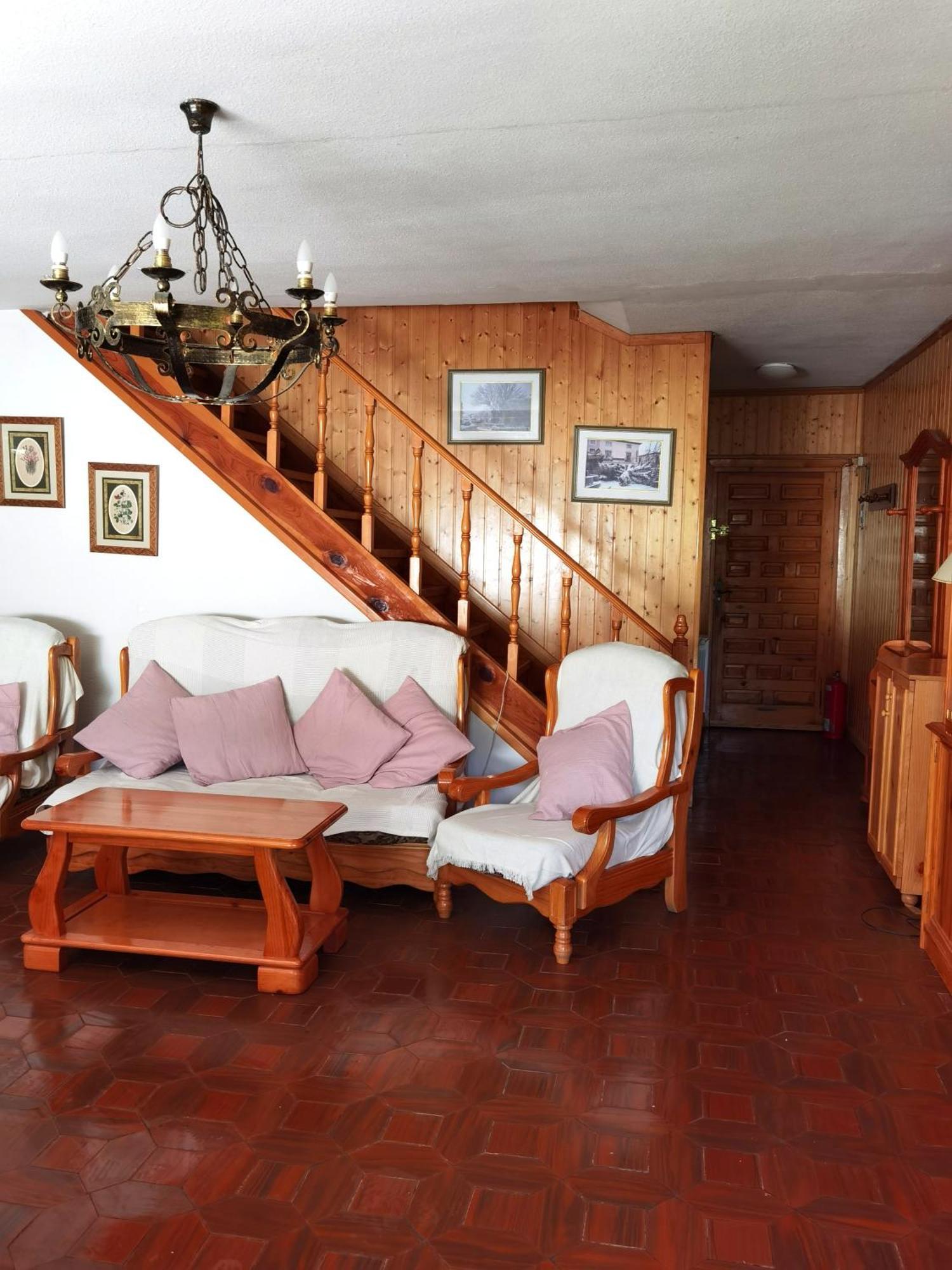 Chalet Entero Con Patio Oteruelo Del Valle