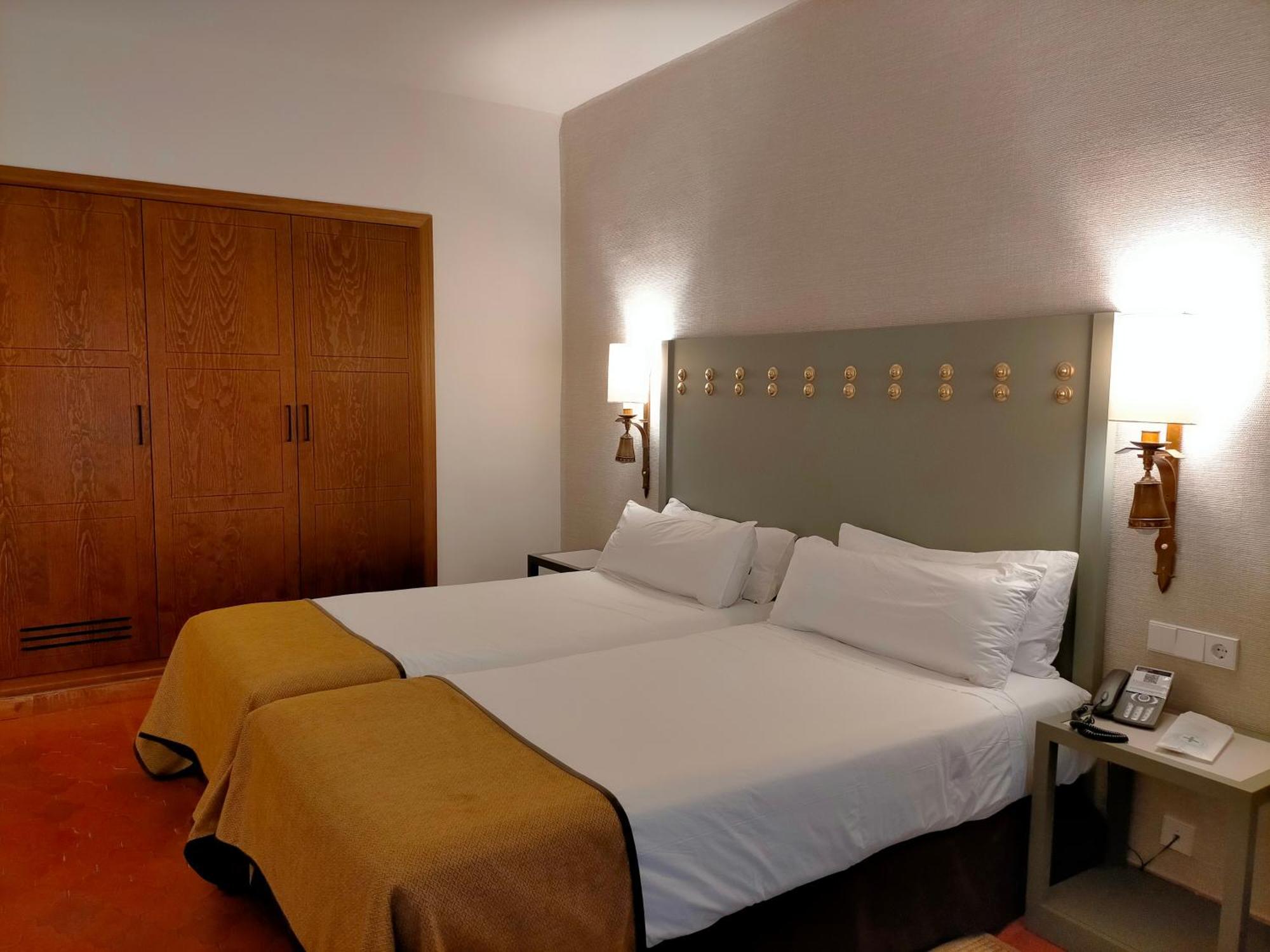 De 4* Benavente