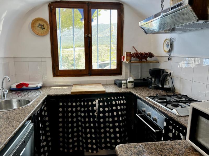 Cuevas La Veranda * Orce