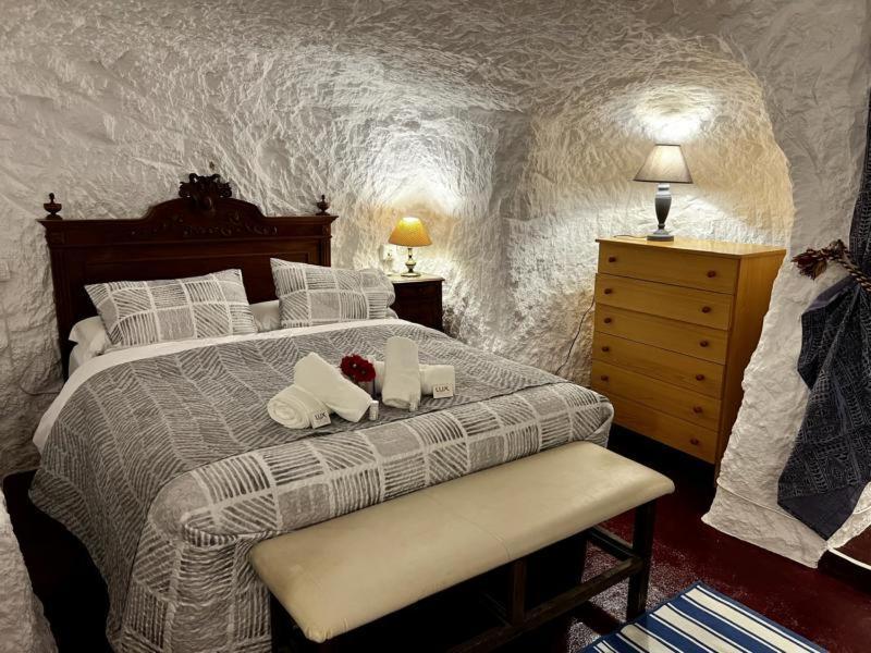 Cuevas La Veranda * Orce