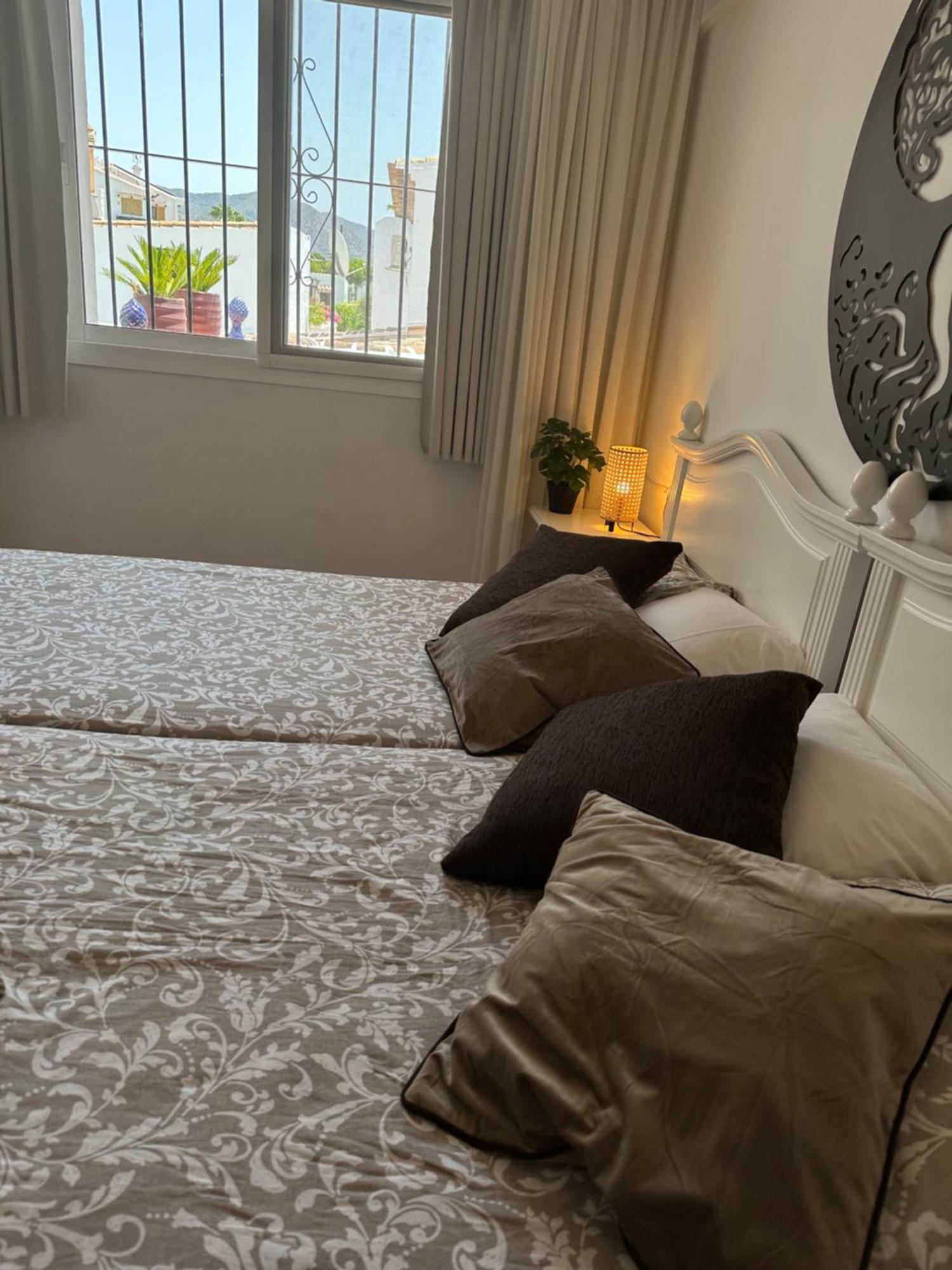 Right By The Pool Area In Capistrano Village! Apartamento