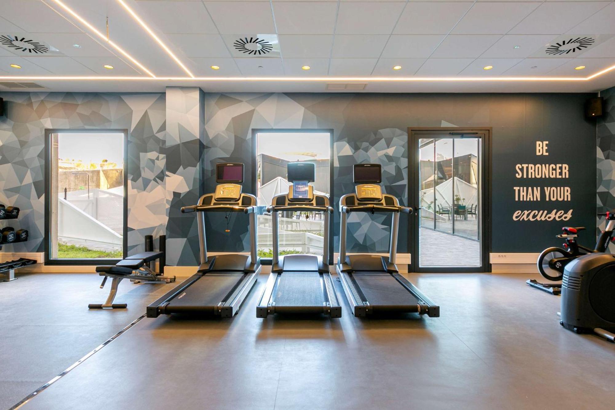 Hampton By Hilton Madrid 3*
