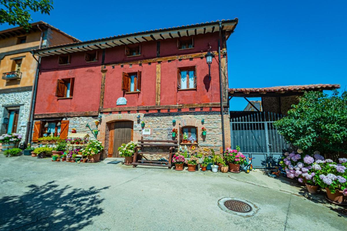 Hotel Rural La Aldea Encantada Quintanilla del Monte de Rioja