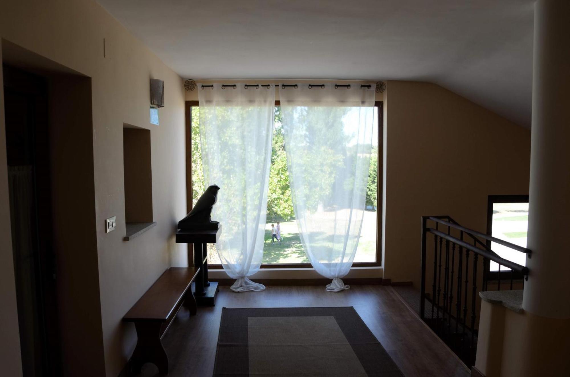 Casa Atenea Zamora
