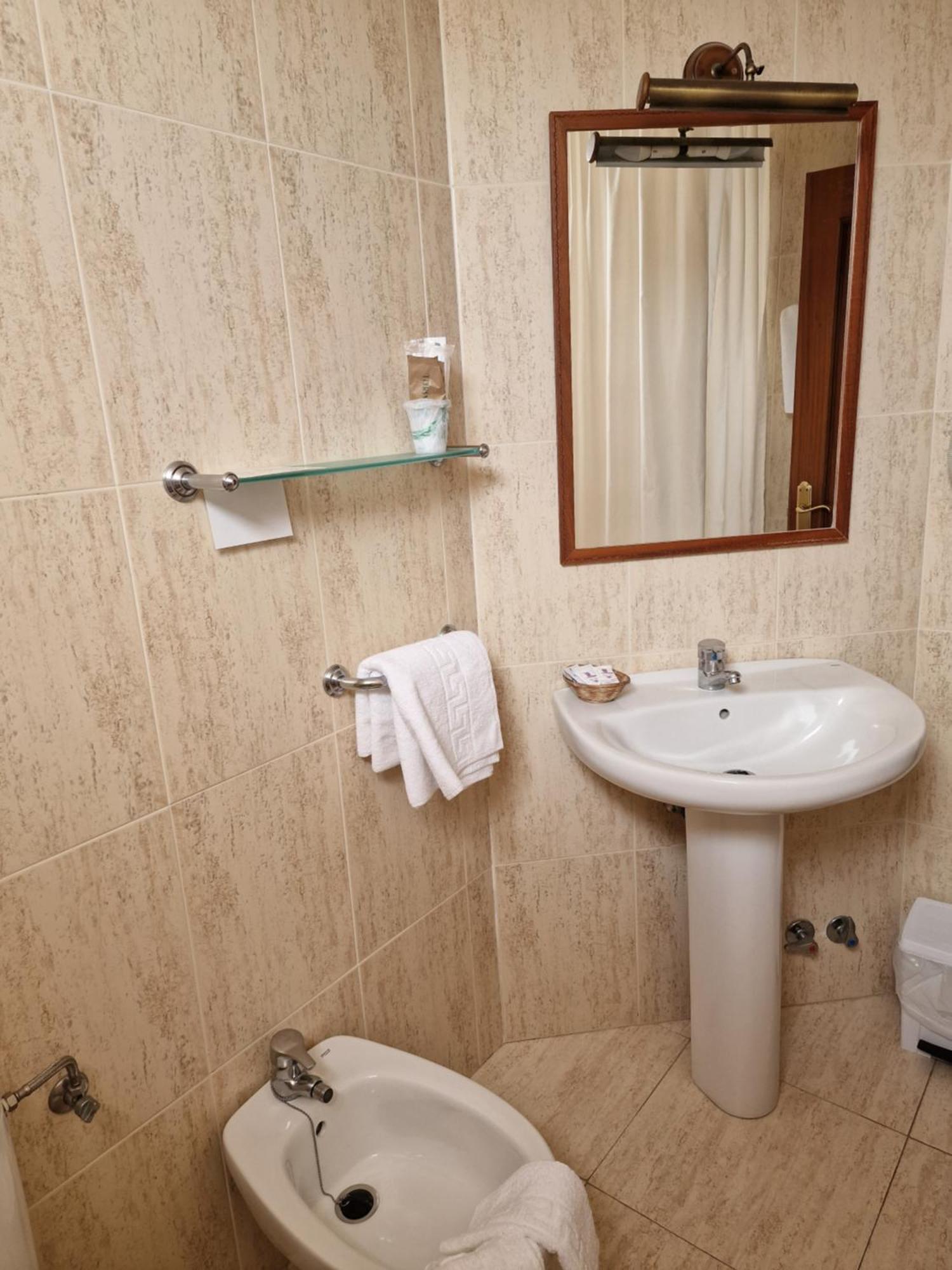 Costa De Hotel 2*