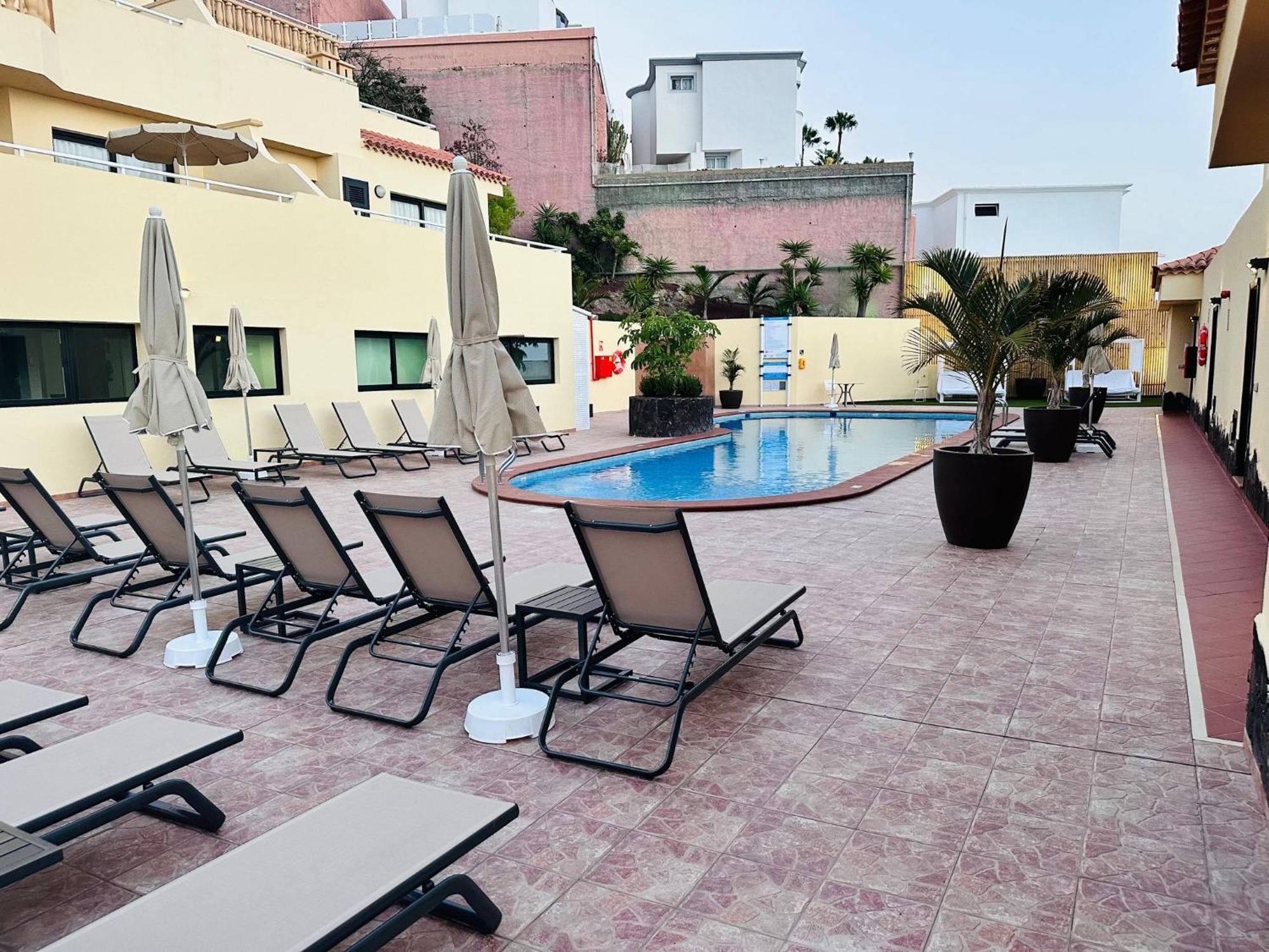 Ramada Residences By Wyndham Tenerife Costa Adeje 3*