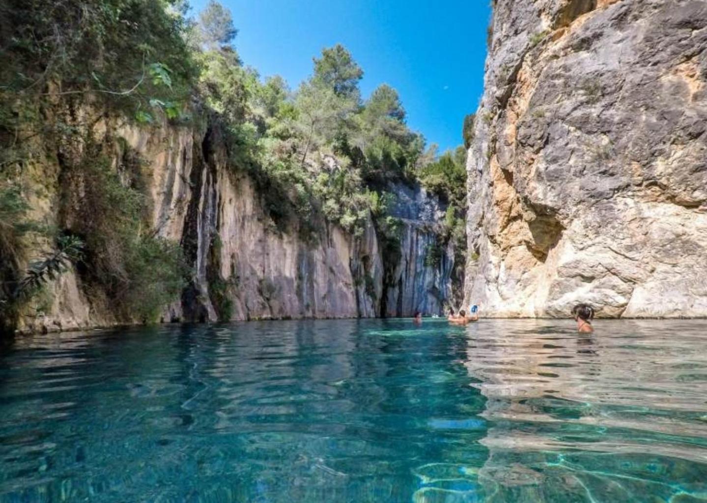 Masía De San Juan, Renovada Y Con Terraza Privada En Castillo Con Piscina Casa rural
