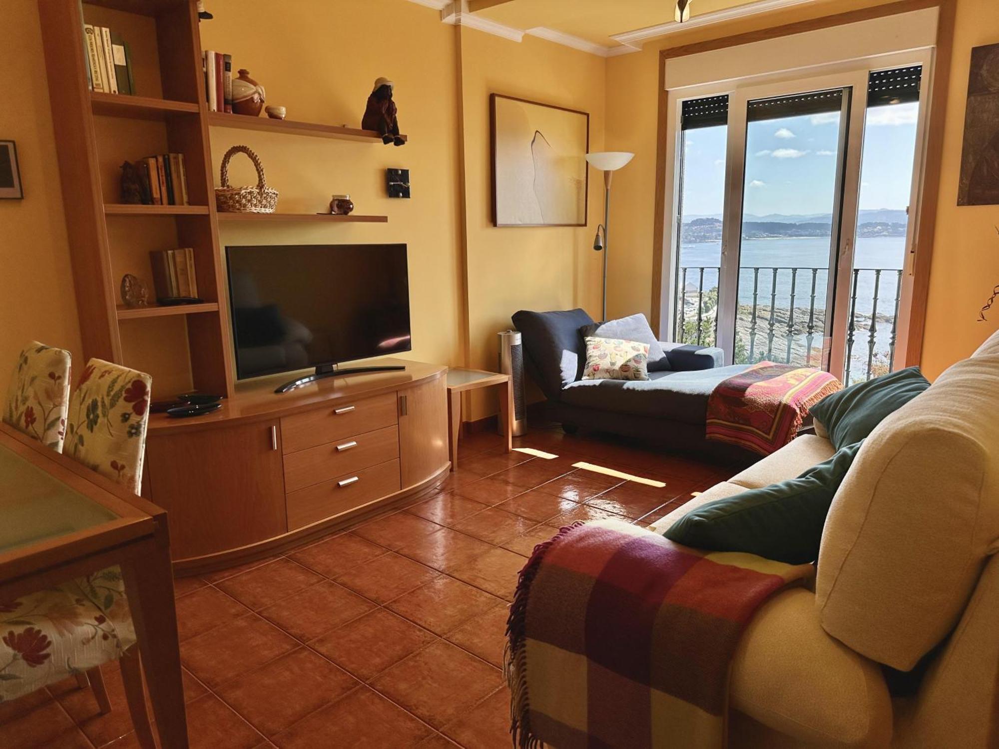 Lovely 1-bed In Spain Portonovo