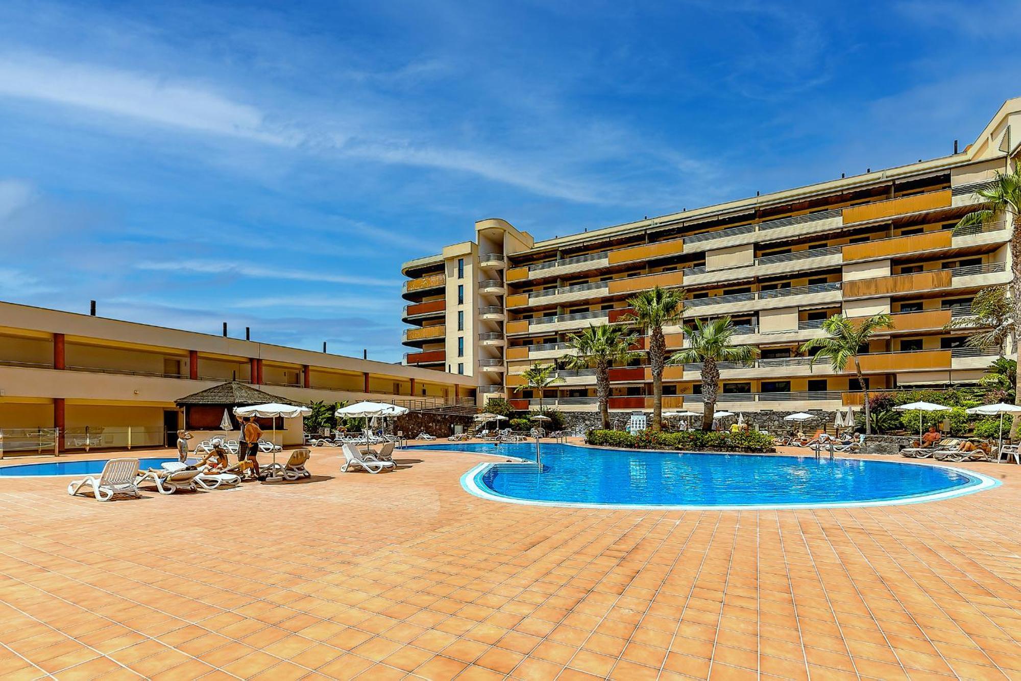 Cozy 2 Bed 2 Bath Balcon Gigantes Apartment *