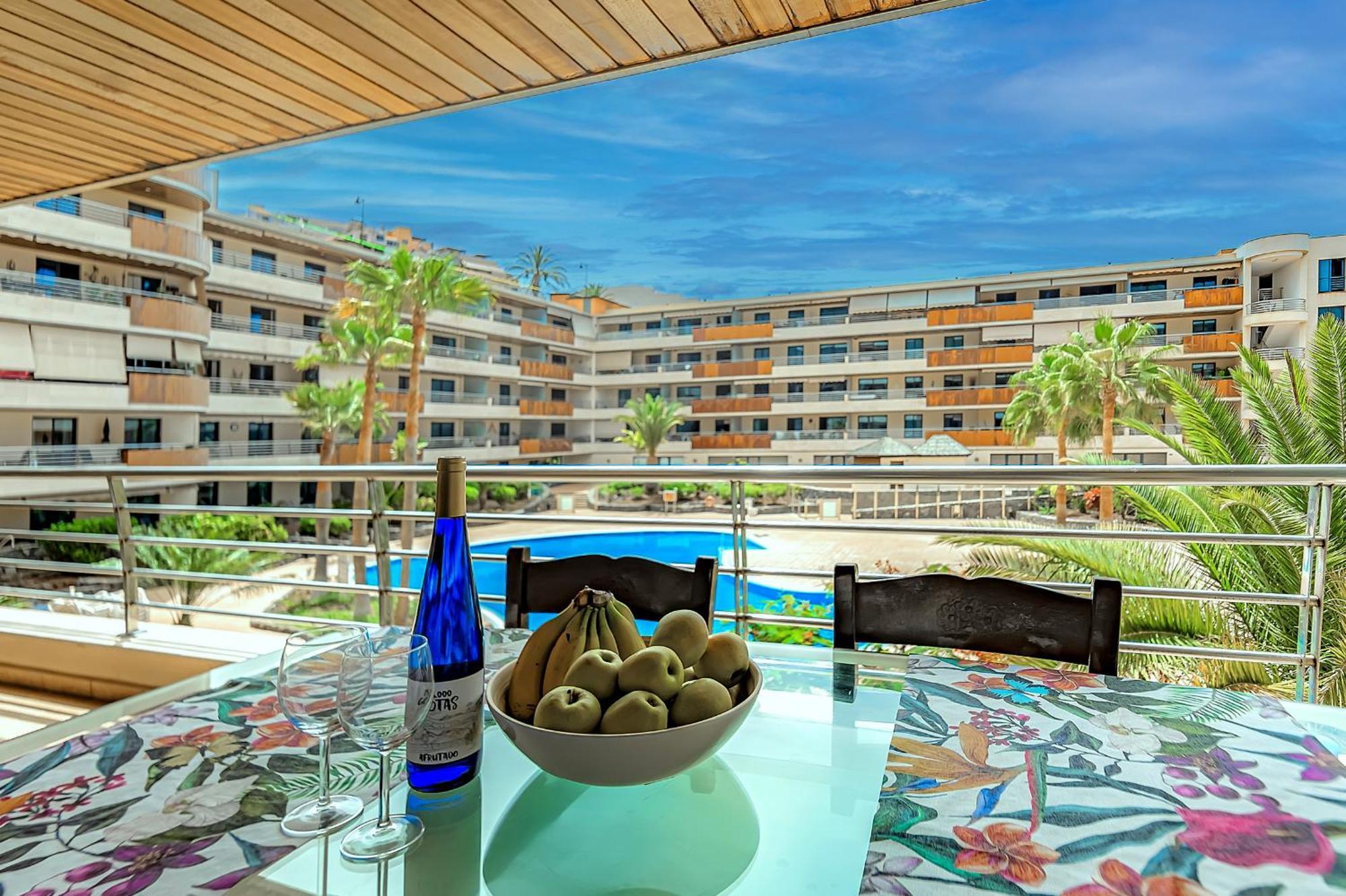 Cozy 2 Bed 2 Bath Balcon Gigantes Apartment *