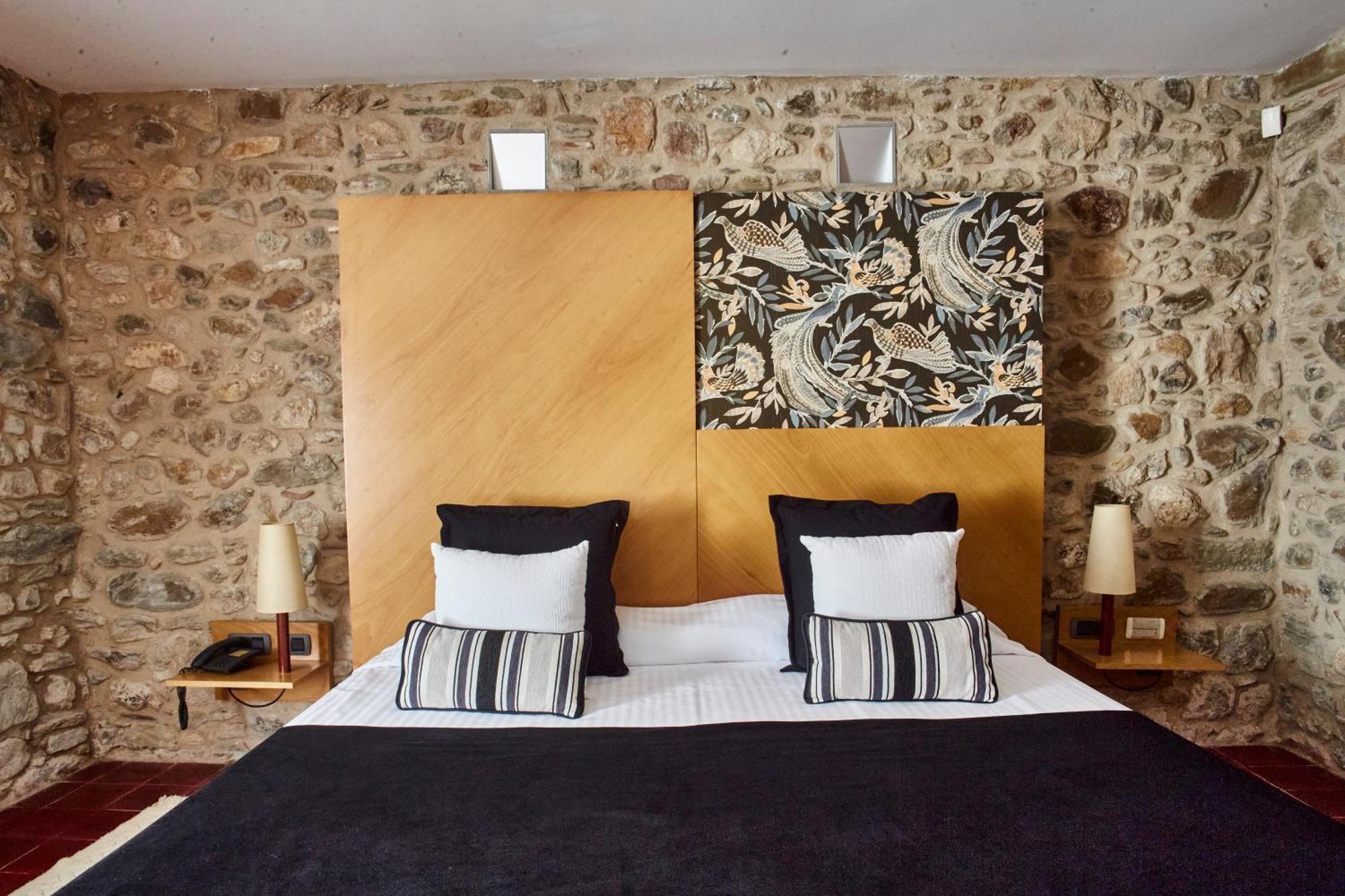 Arcs De - Adults Only 4* Monells