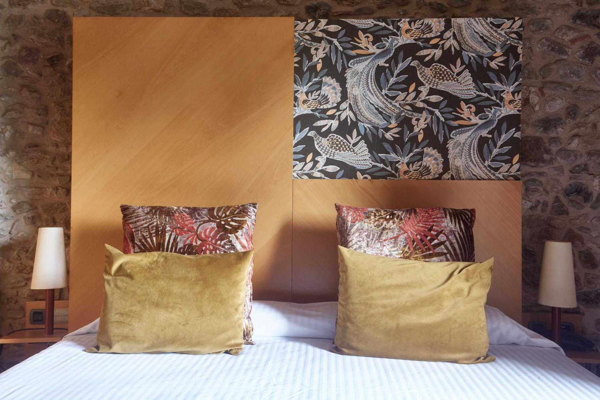 Arcs De - Adults Only 4* Monells