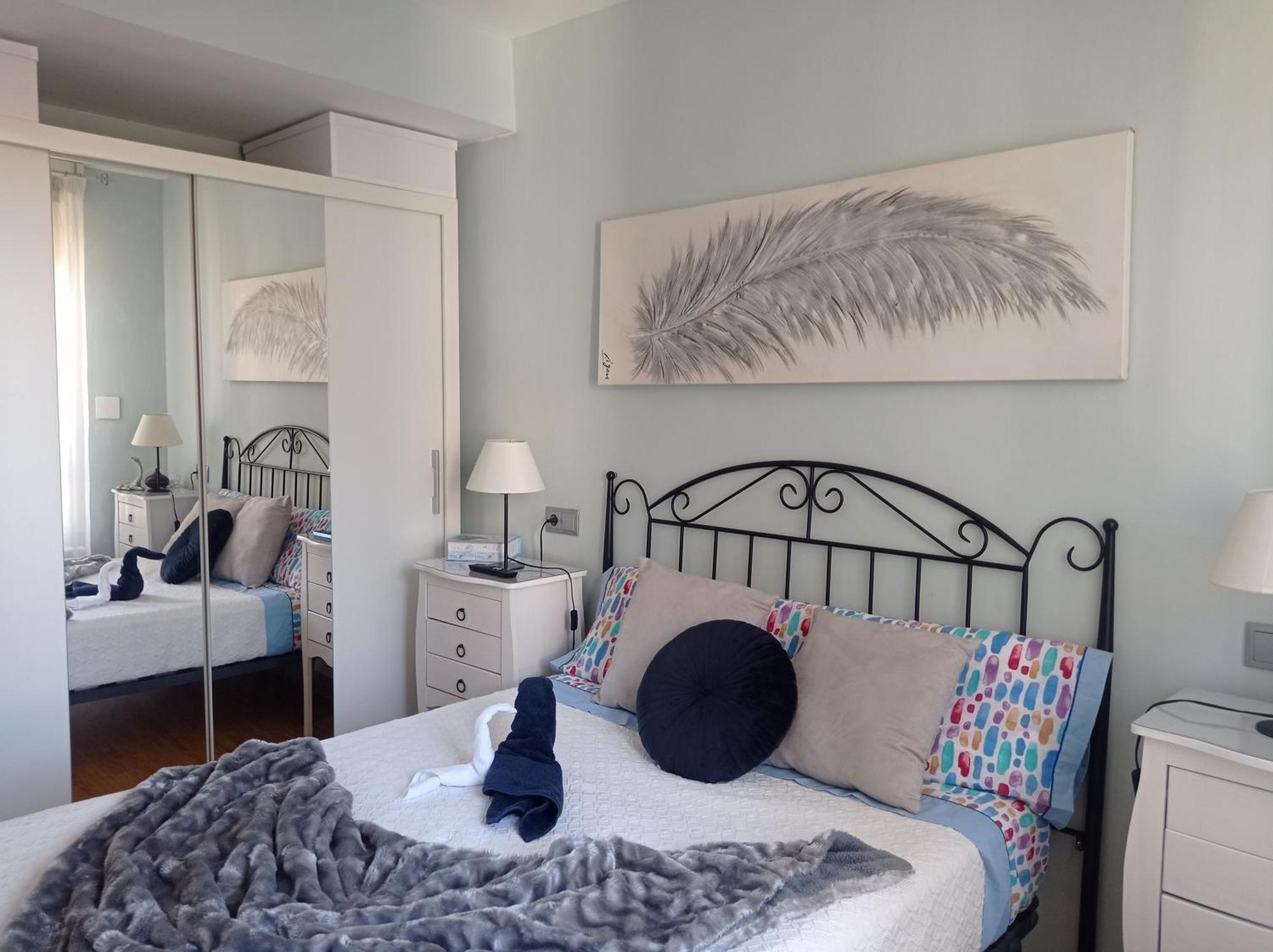 Apartment Gonzalo De Berceo 15 