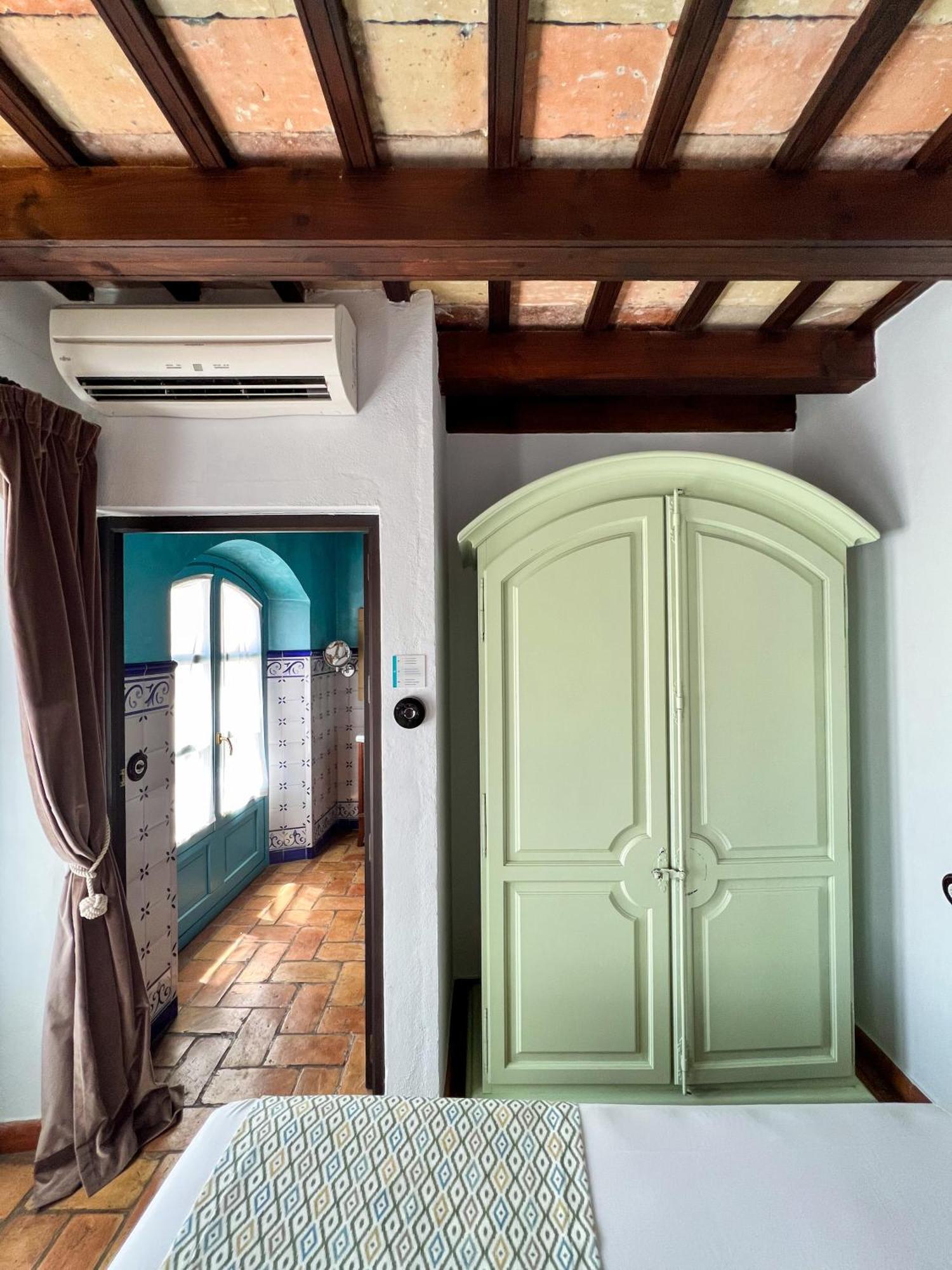 Hostal Servilia 2* Carmona (Seville)