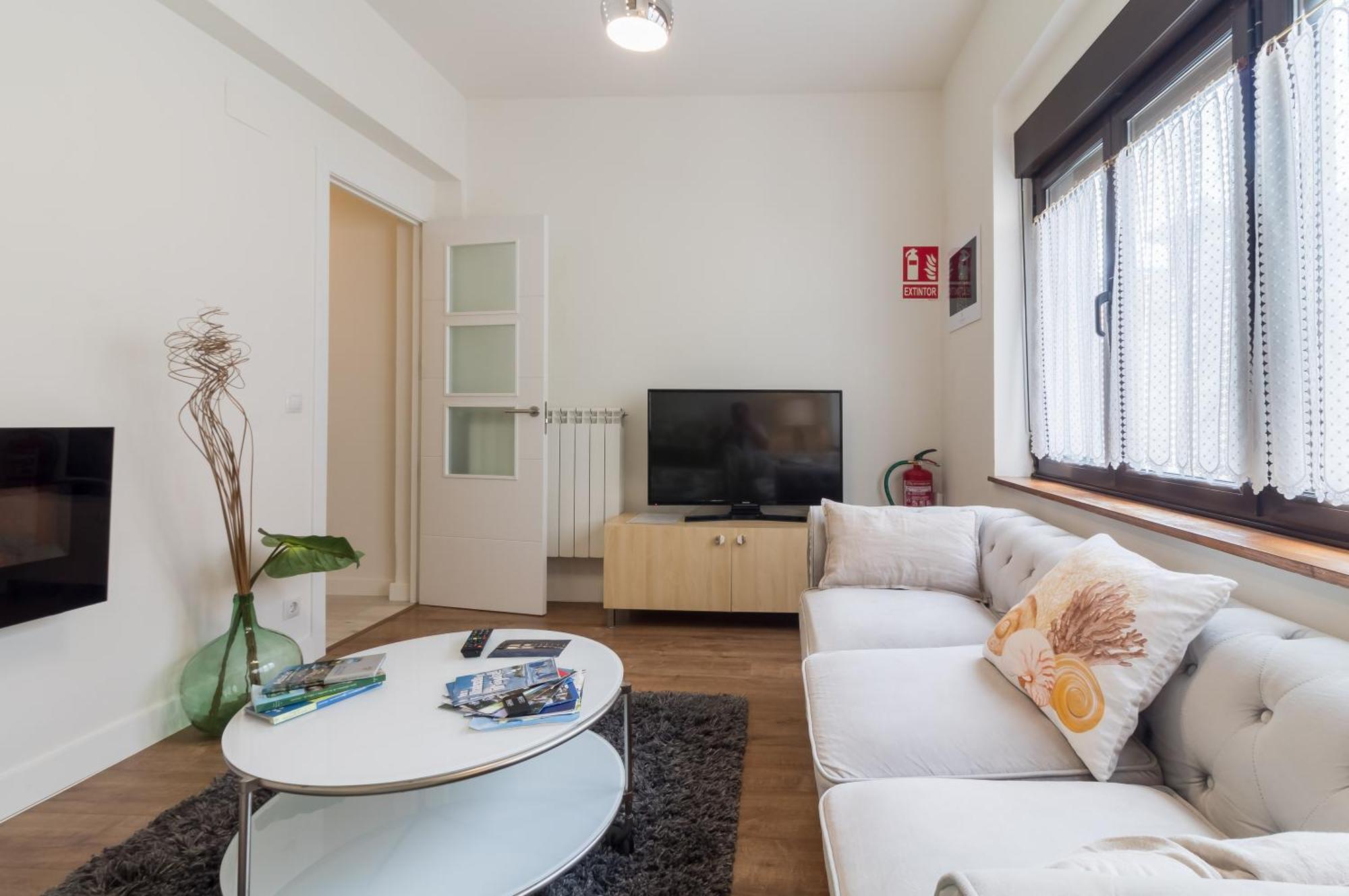 Apartment Infante Casco Historico De Vut-1322-as *