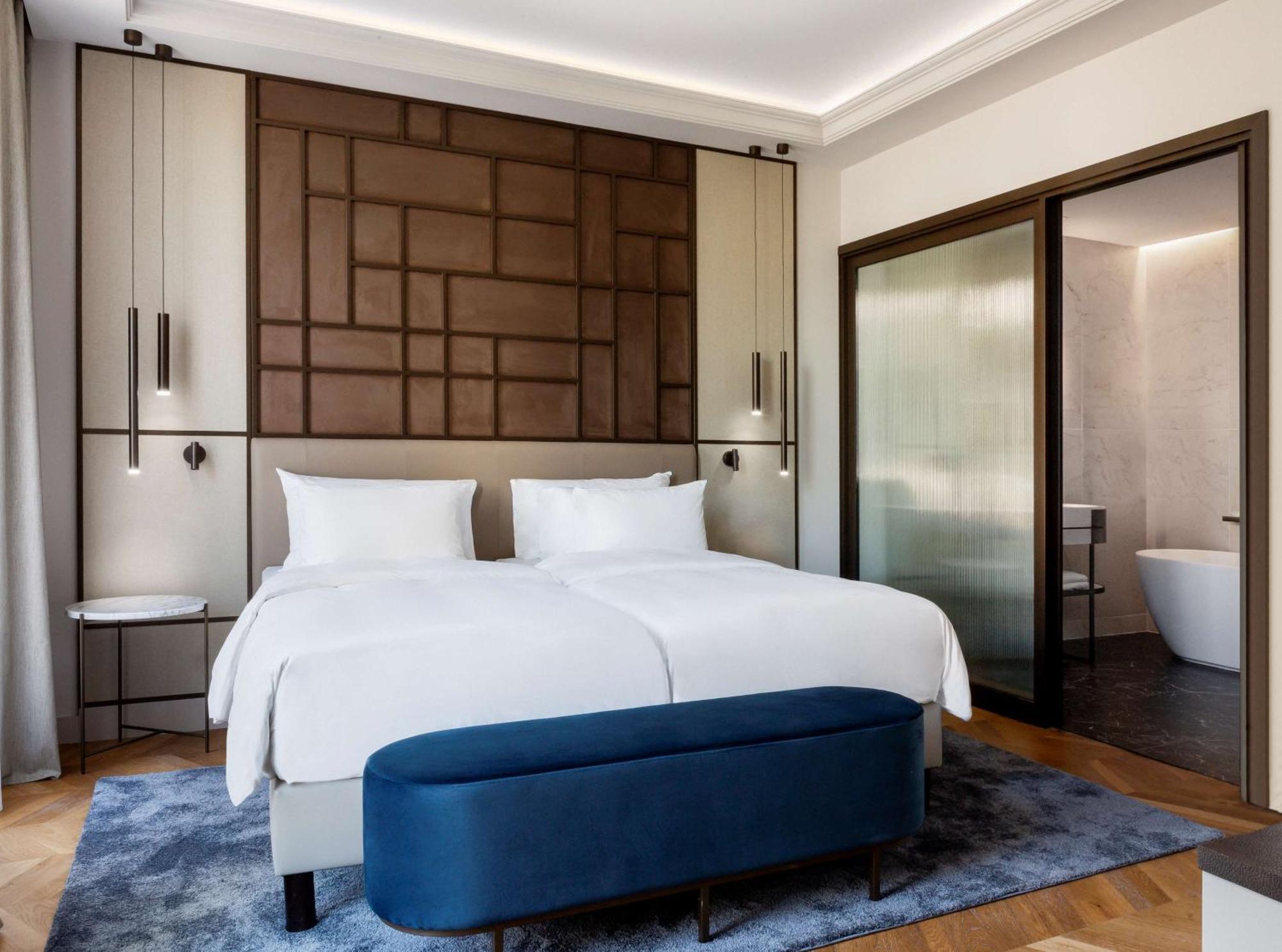 Radisson Collection Hotel, Magdalena Plaza 5*