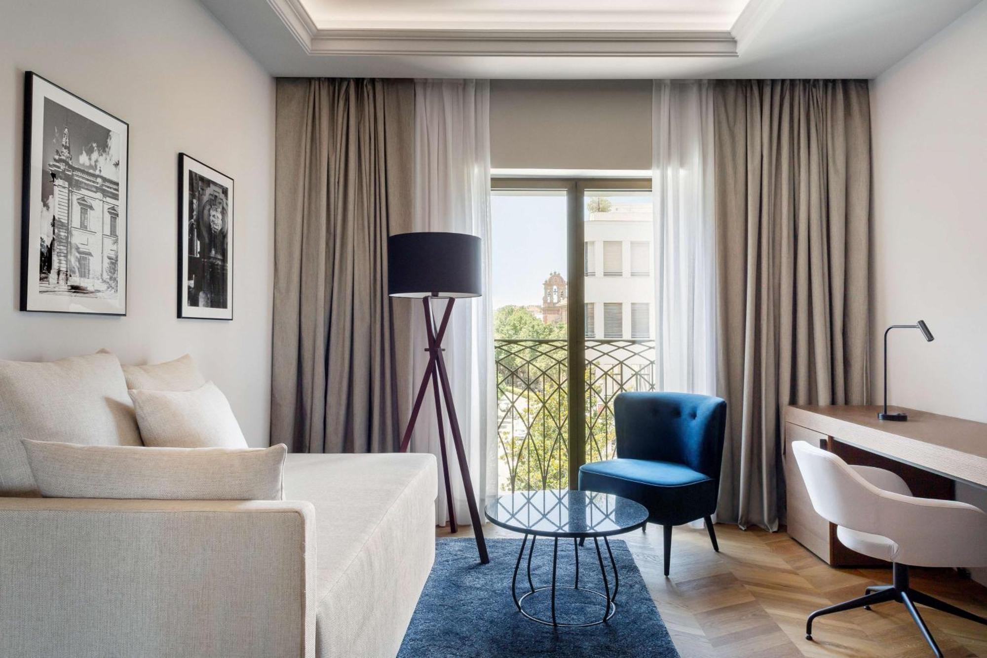 Radisson Collection Hotel, Magdalena Plaza 5* Sevilla