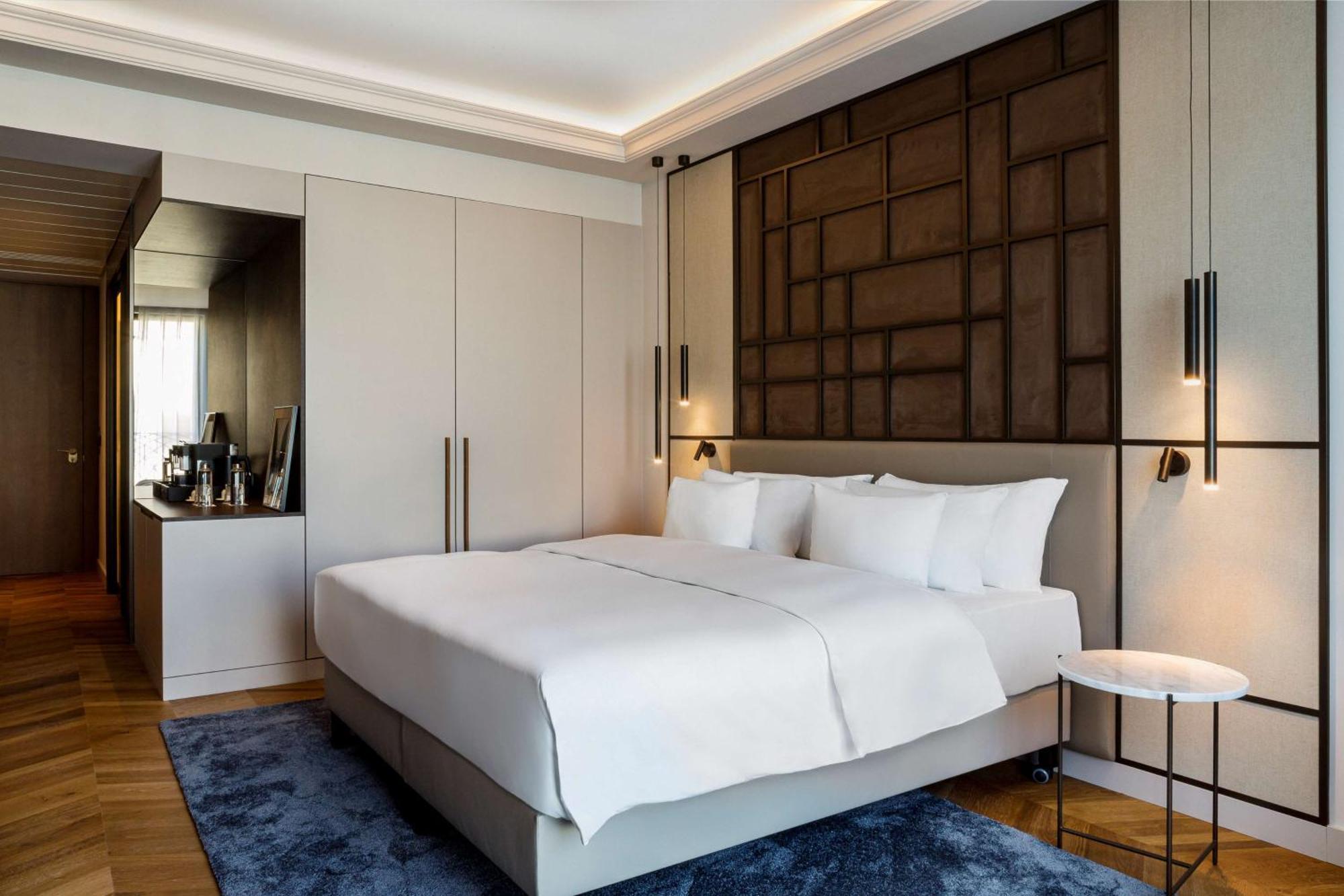 Radisson Collection Hotel, Magdalena Plaza 5*