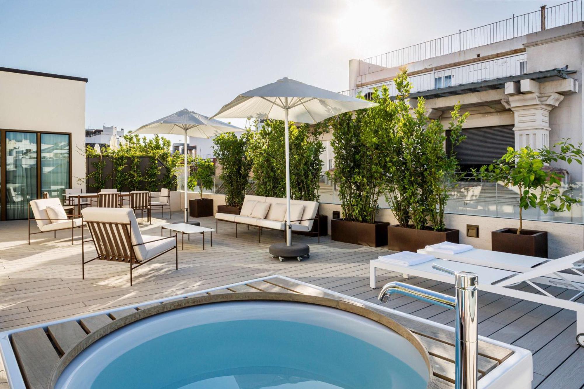 Radisson Collection Hotel, Magdalena Plaza 5* Sevilla