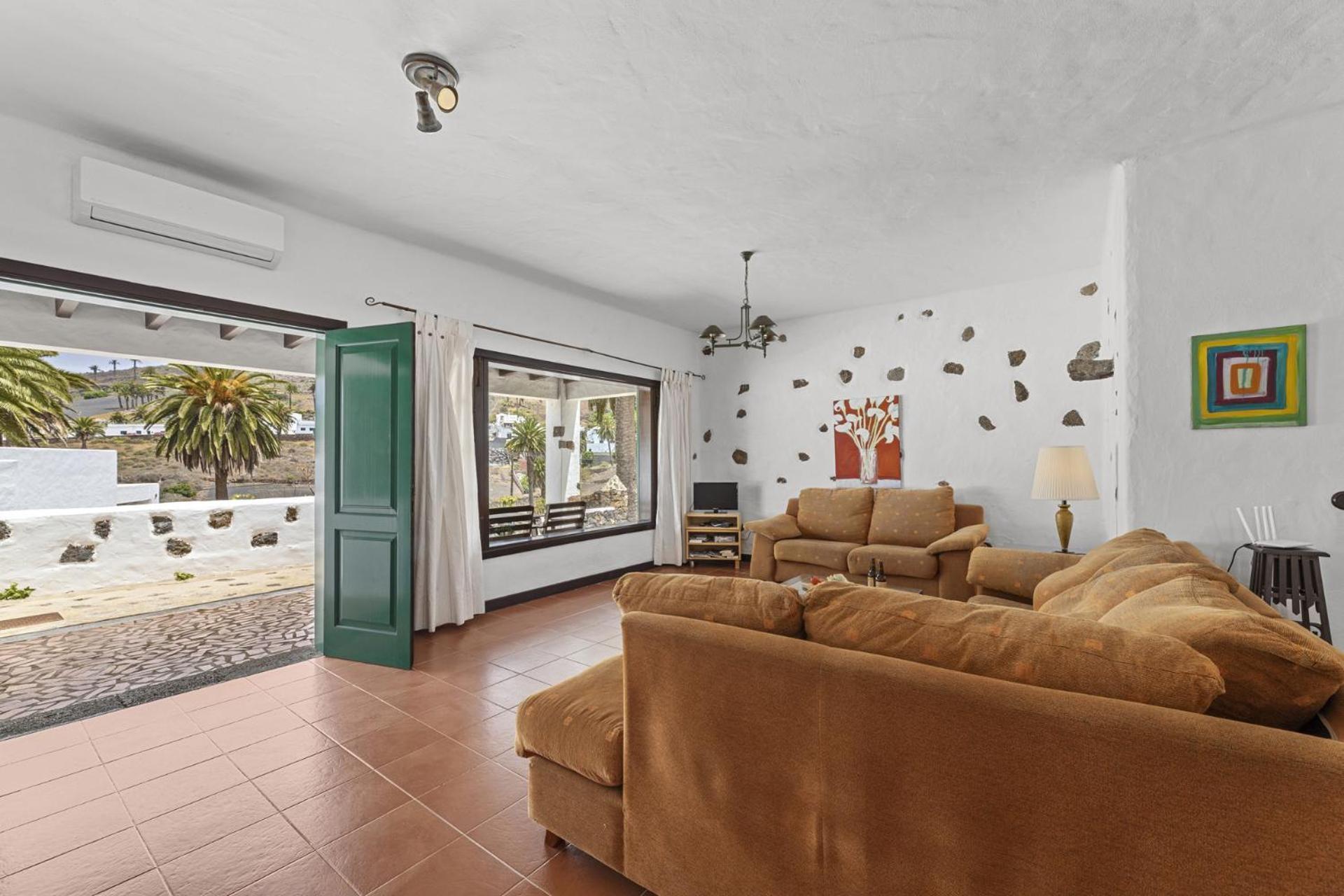 La Crucita Villa Haría