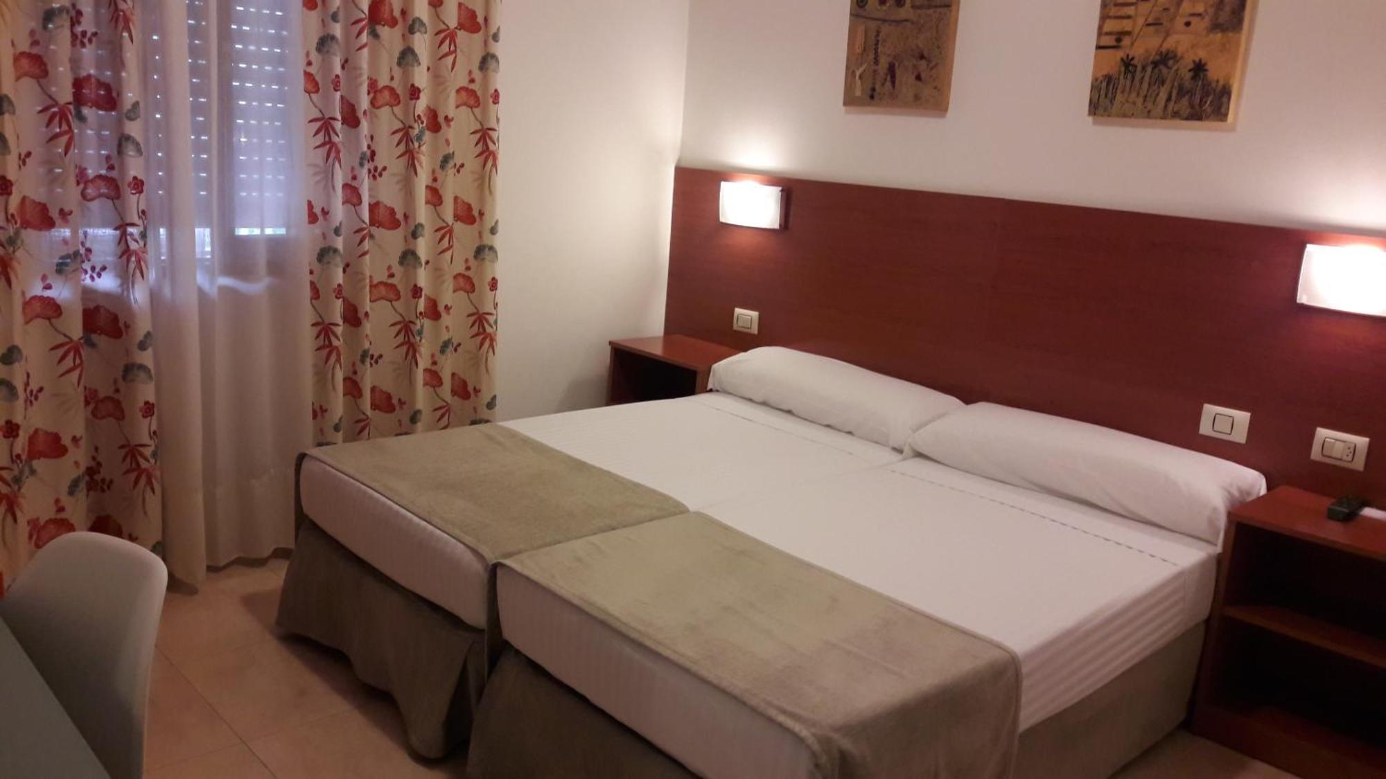 Hotel Torres Tourino 2*