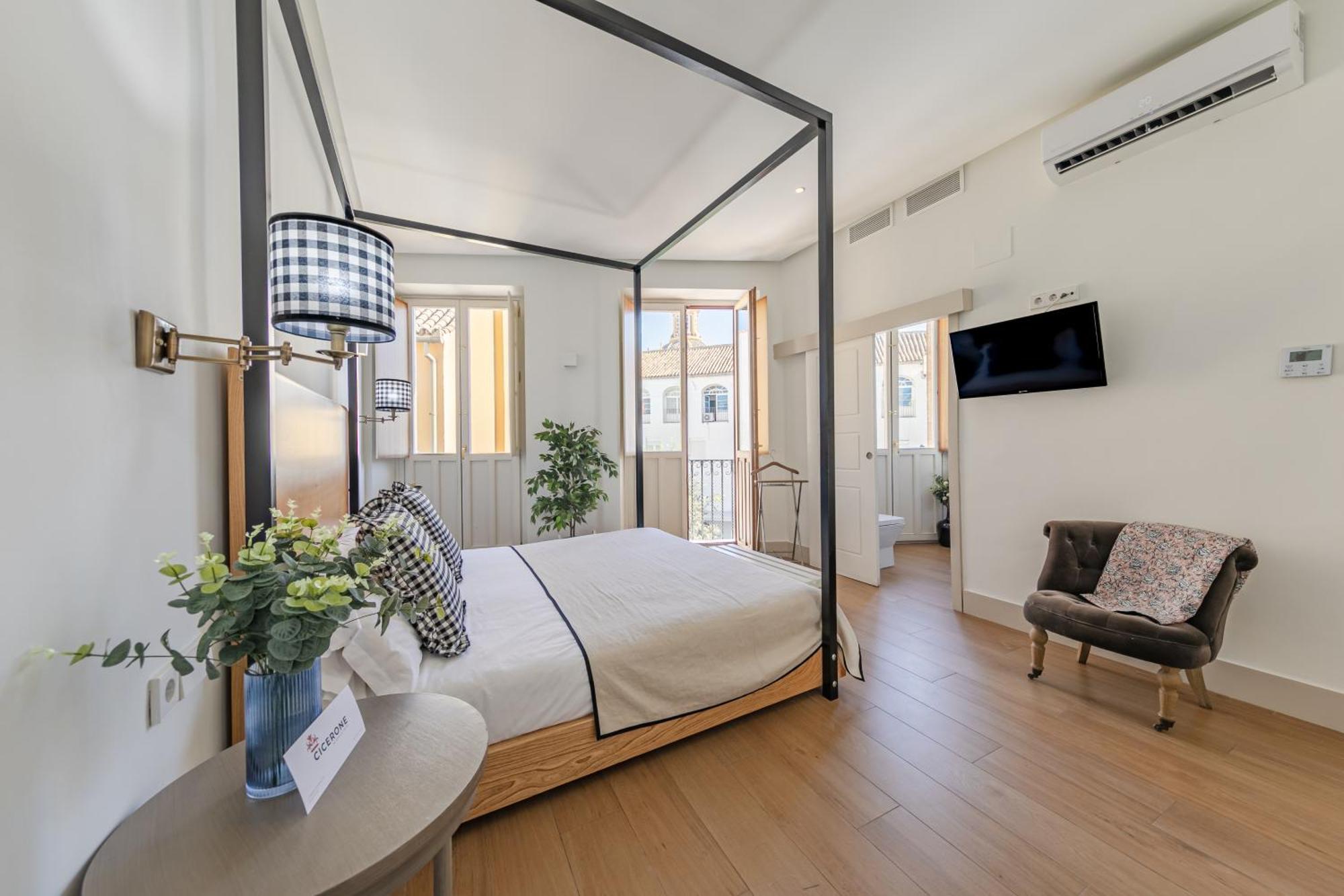 Nuea Cicerone Guest house 2*