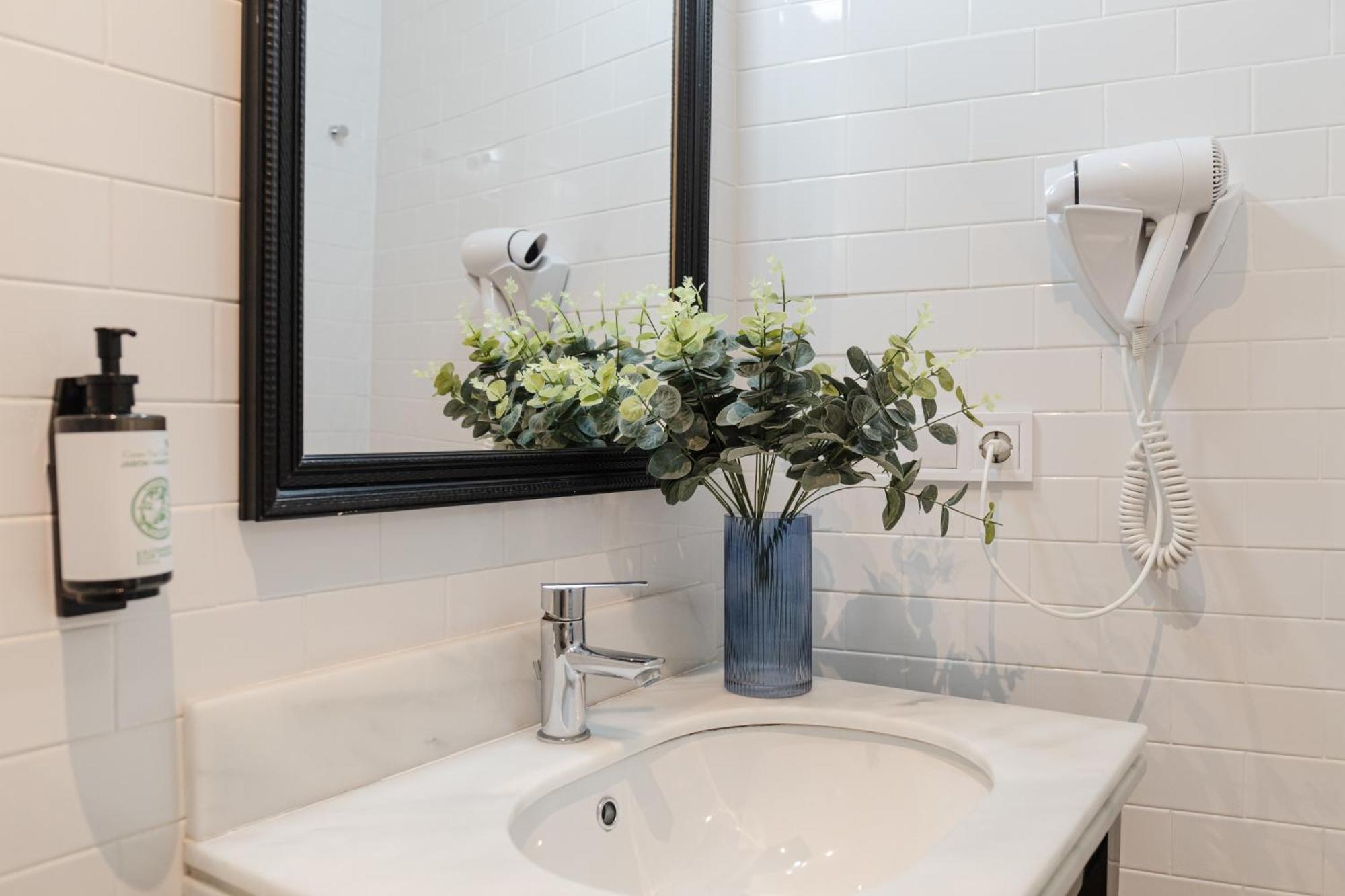 Nuea Cicerone Guest house