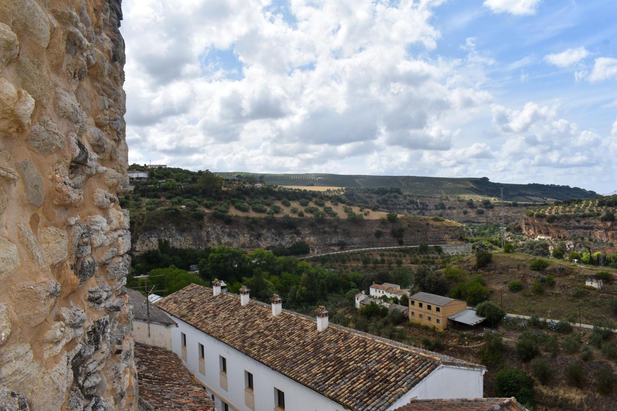 Casa Puerta Arabe Сasa de vacaciones Setenil De Las Bodegas