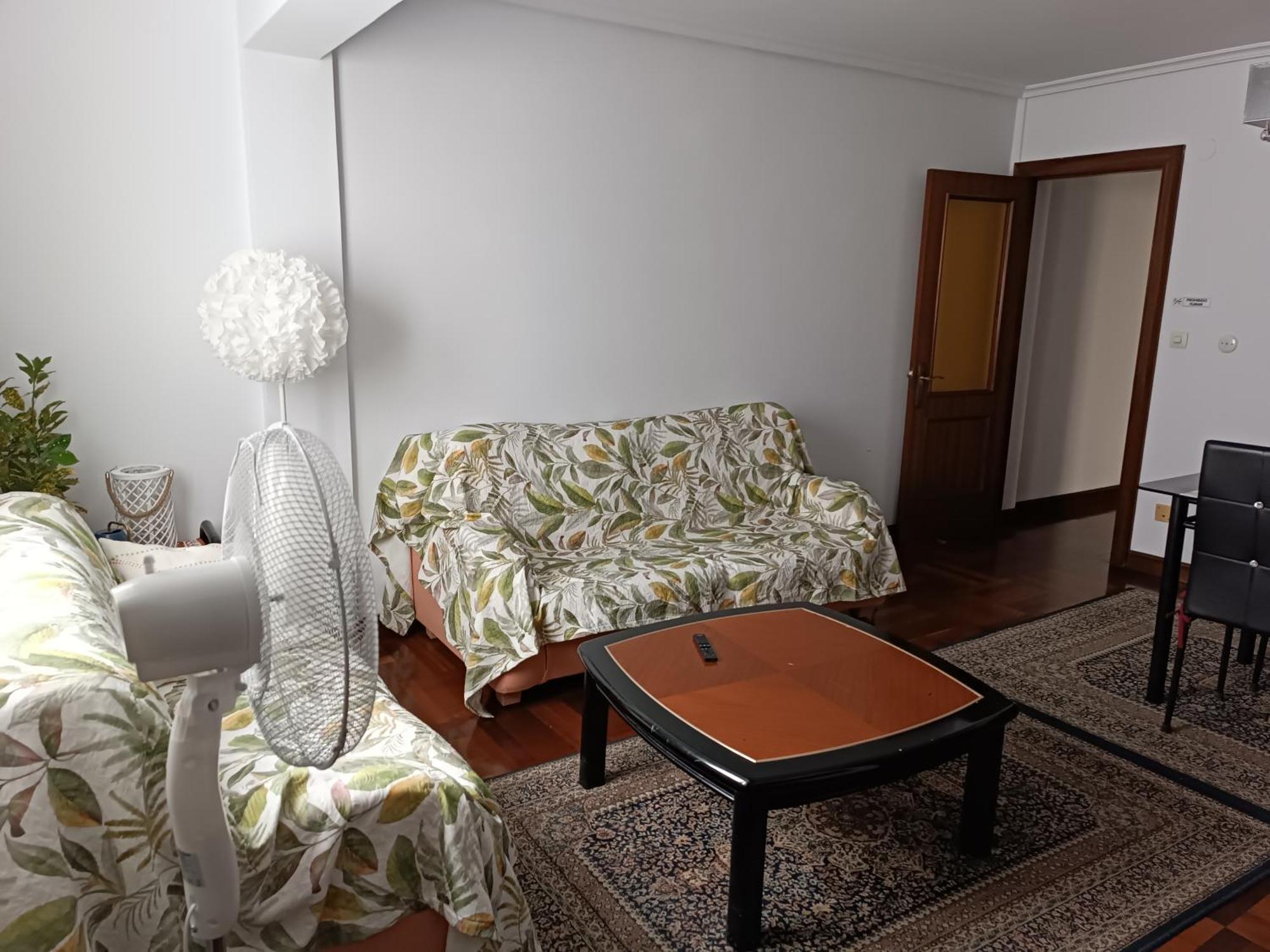 Centro. Bahia. Estaciones. Apartamento *