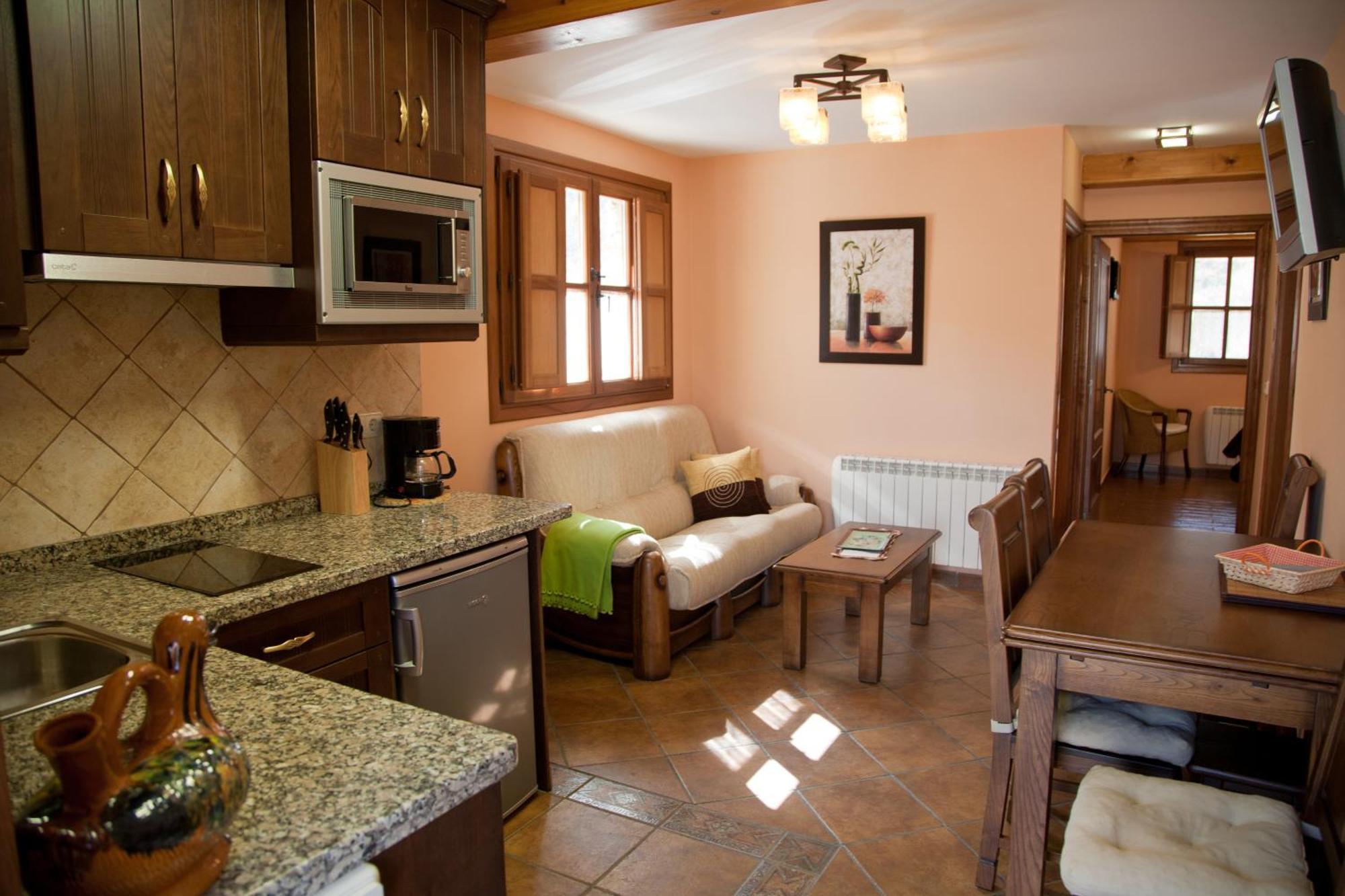 Valdecarzana Senda Del Oso Apartment