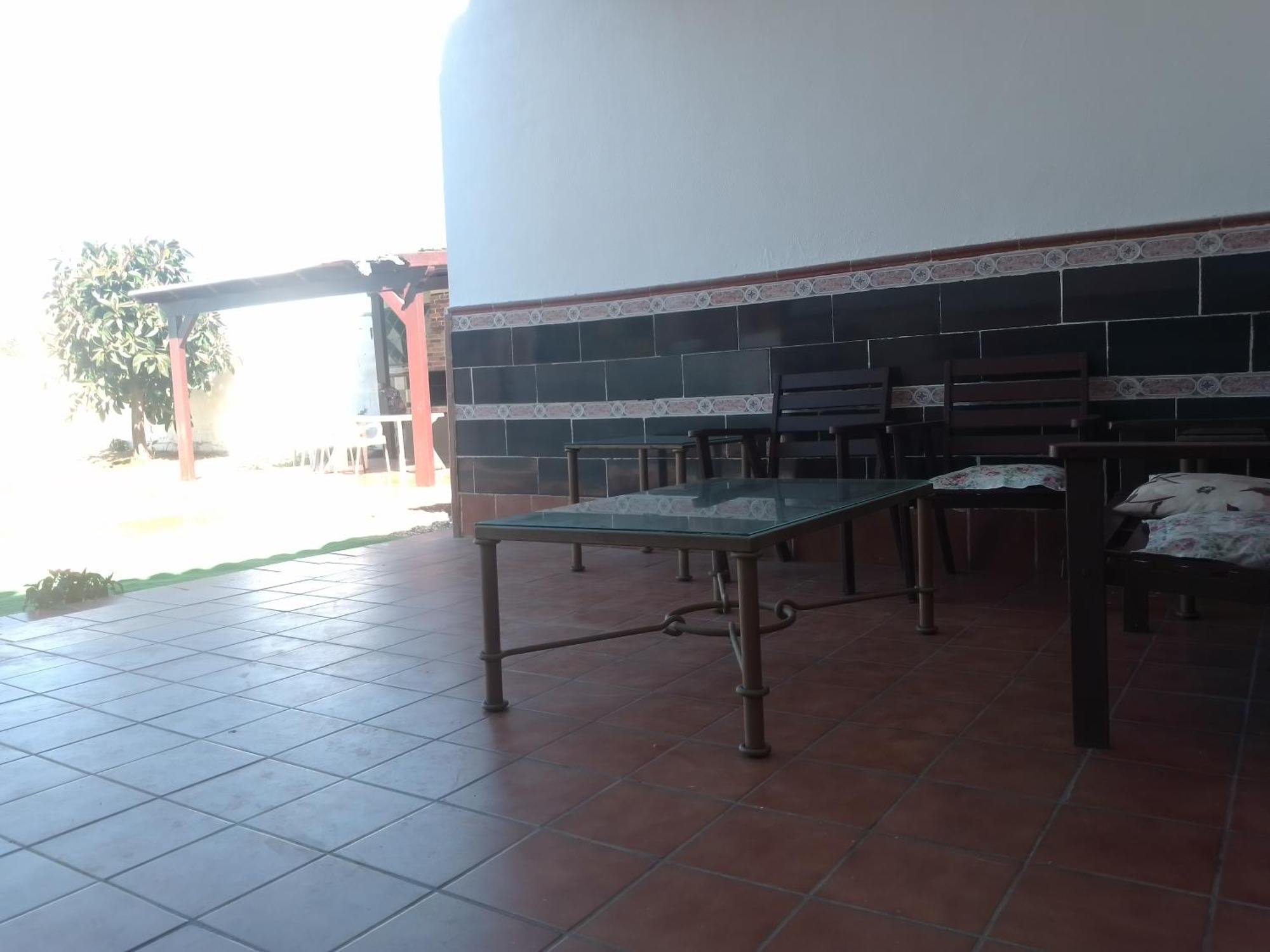 Сasa de vacaciones Agradable Chalet Con Piscina Escapadas.