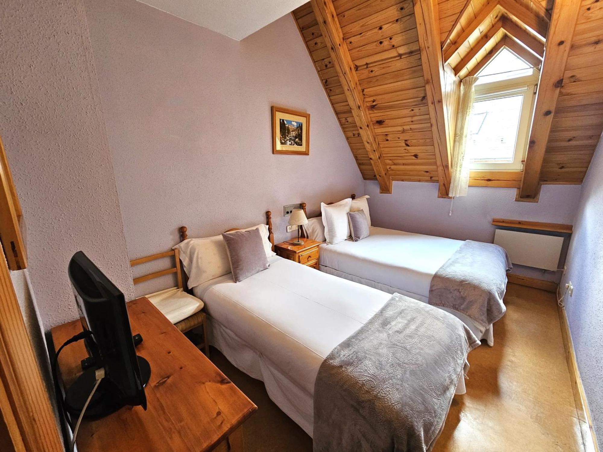 Anglada Hotel 2*