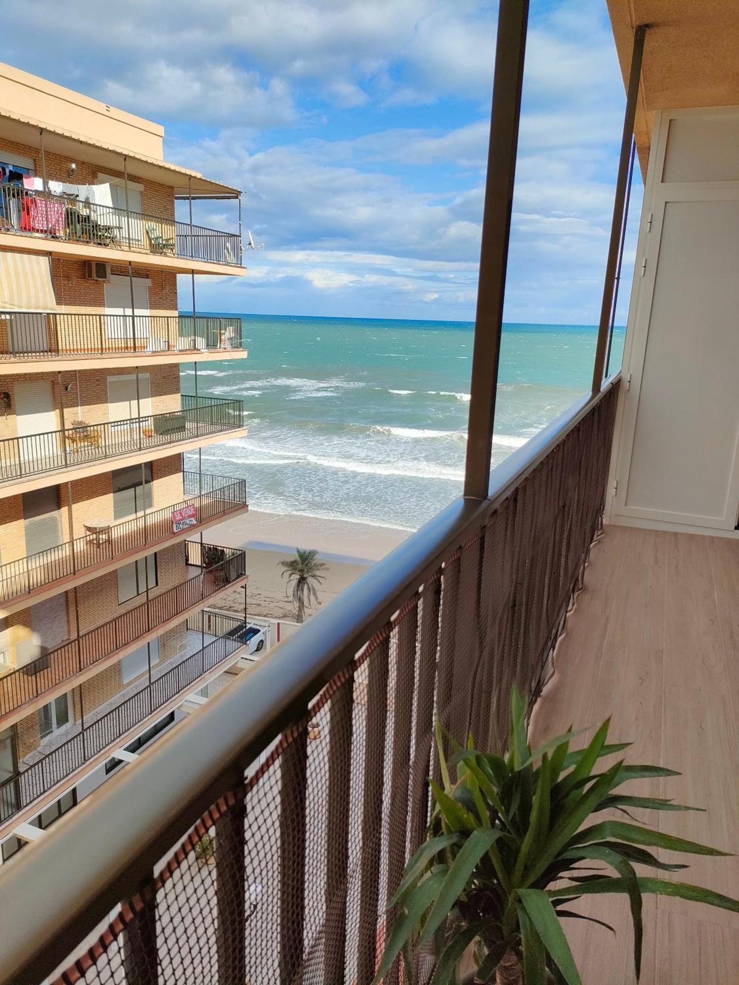 Beachfront Cozy Arenales Del Sol, Alicante Arenales del Sol