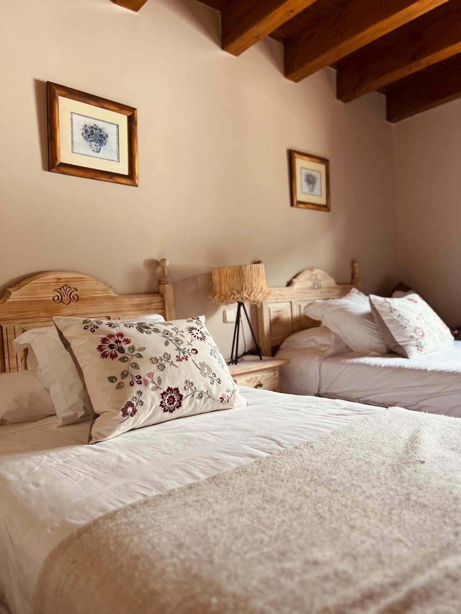 Casa Moline Rurales Guest house Aneto