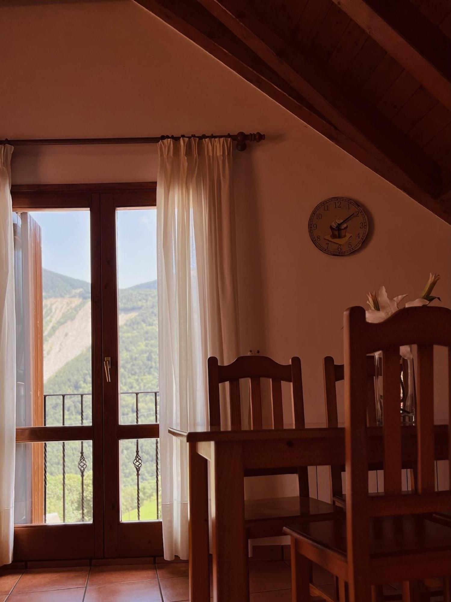 Casa Moline Rurales Guest house Aneto