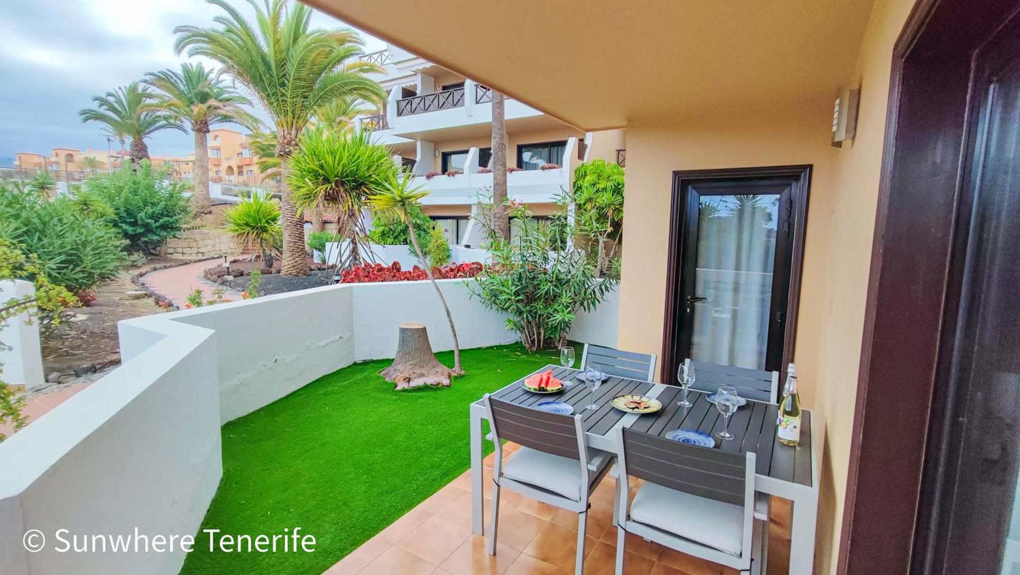 Apartamento Spacious With Private Garden In Tenerife South San Miguel de Abona