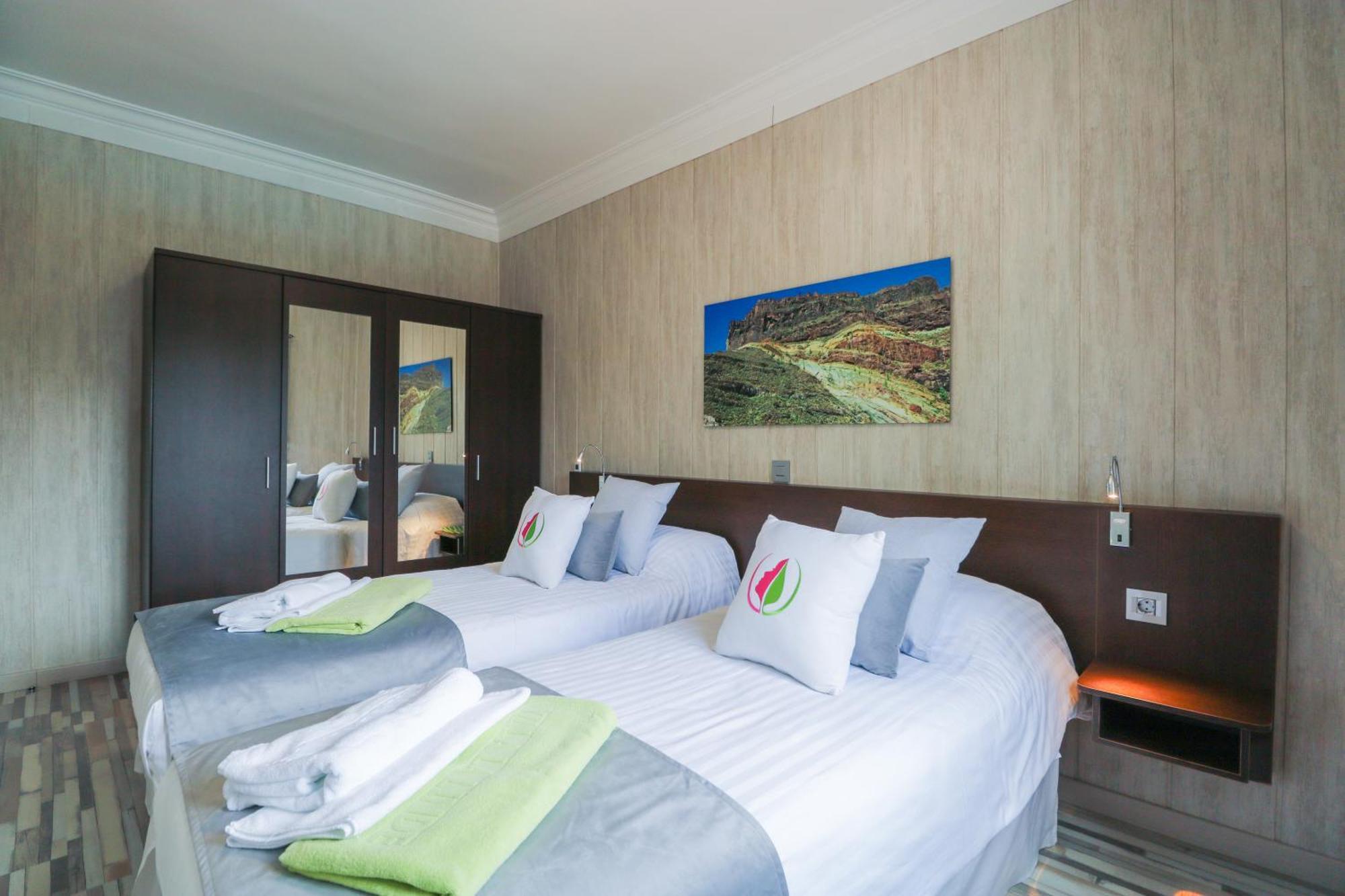 Majestic Mountain With Heated Pool *