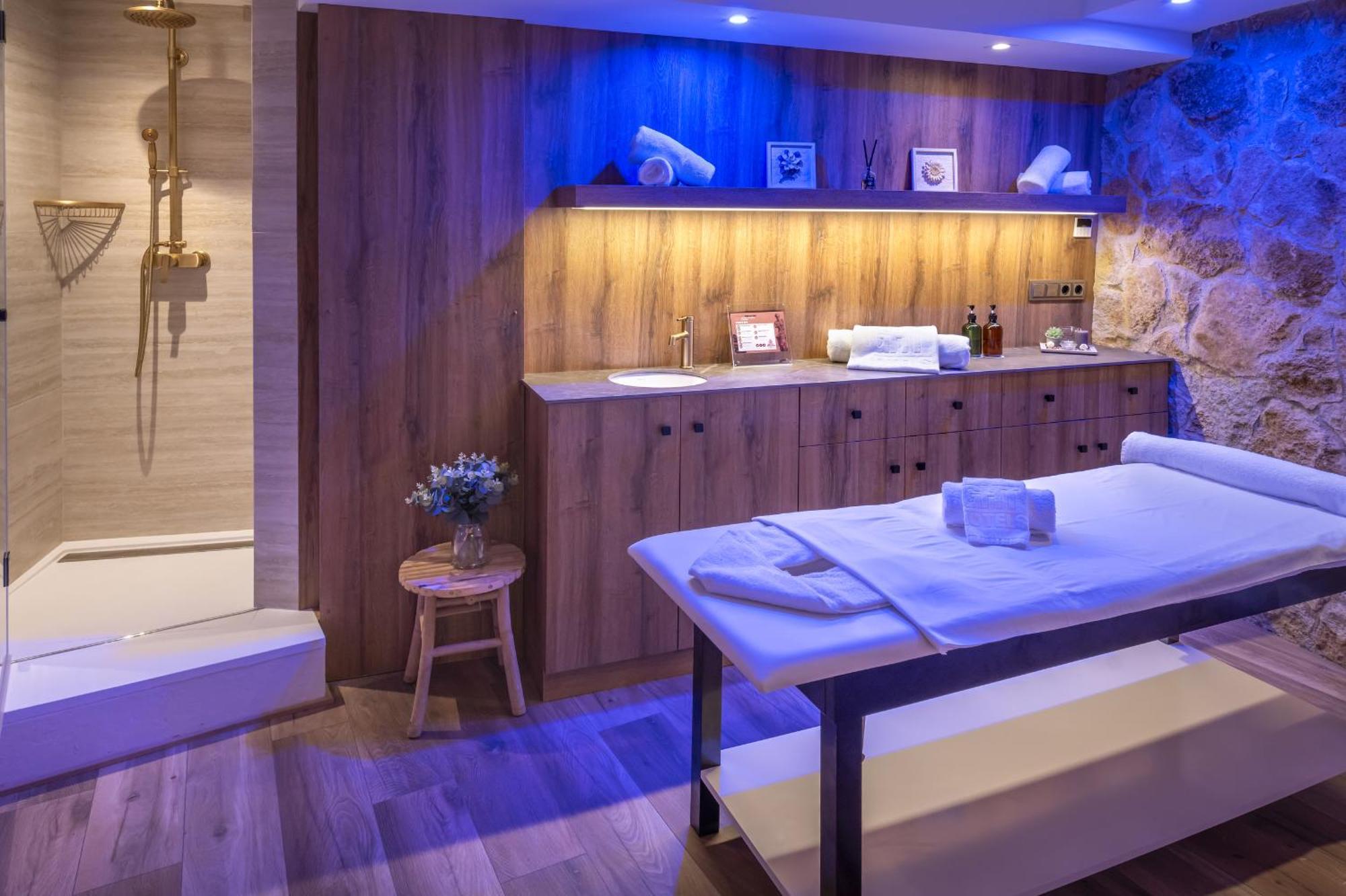 Hotel Ght Neptuno-tossa & Venus 3*
