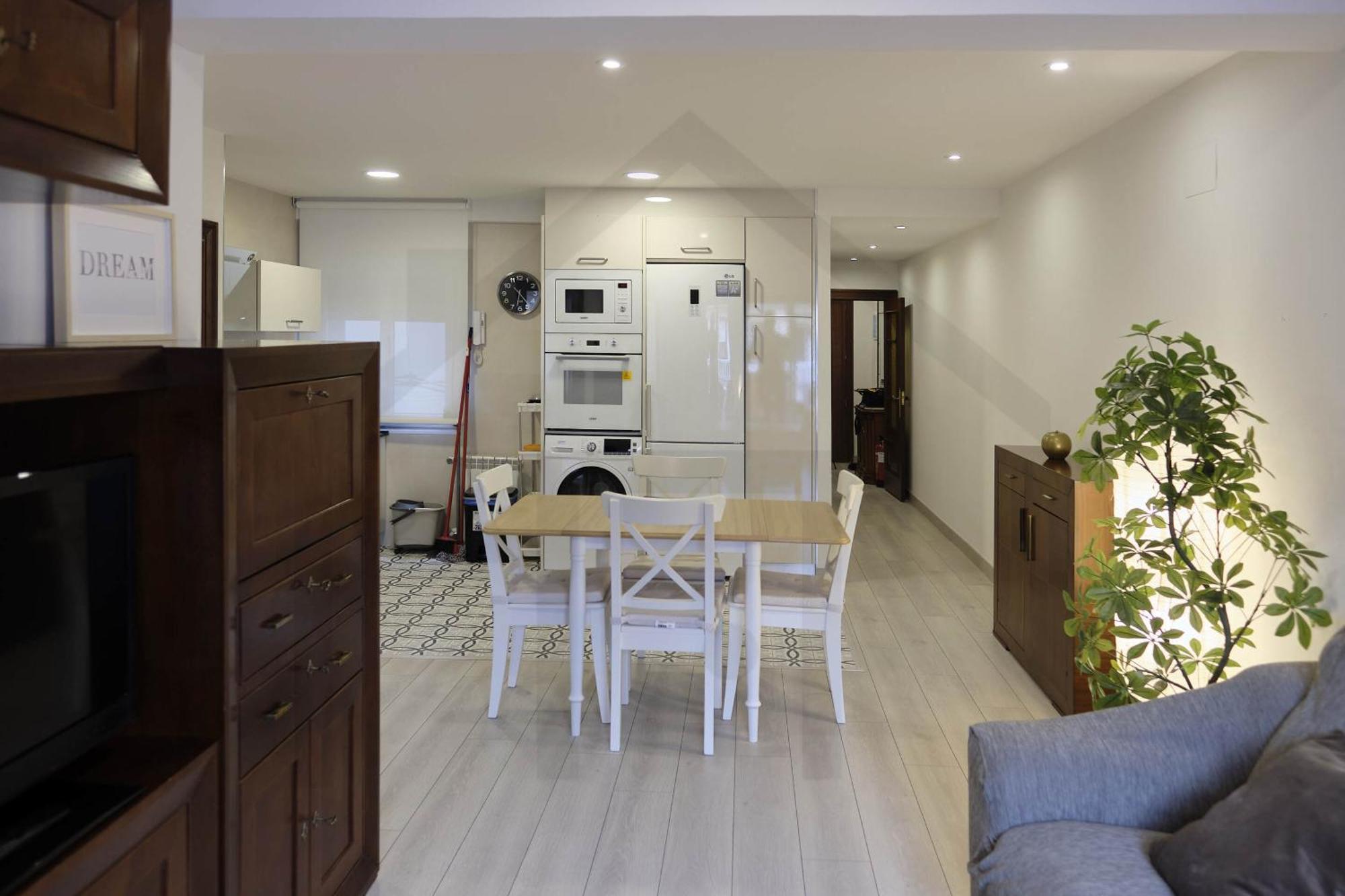 Atico Quintana I - Con Terraza, Vistas A La Ciudad, En El Centro, Con Wifi Y Garaje Apartamento Oviedo