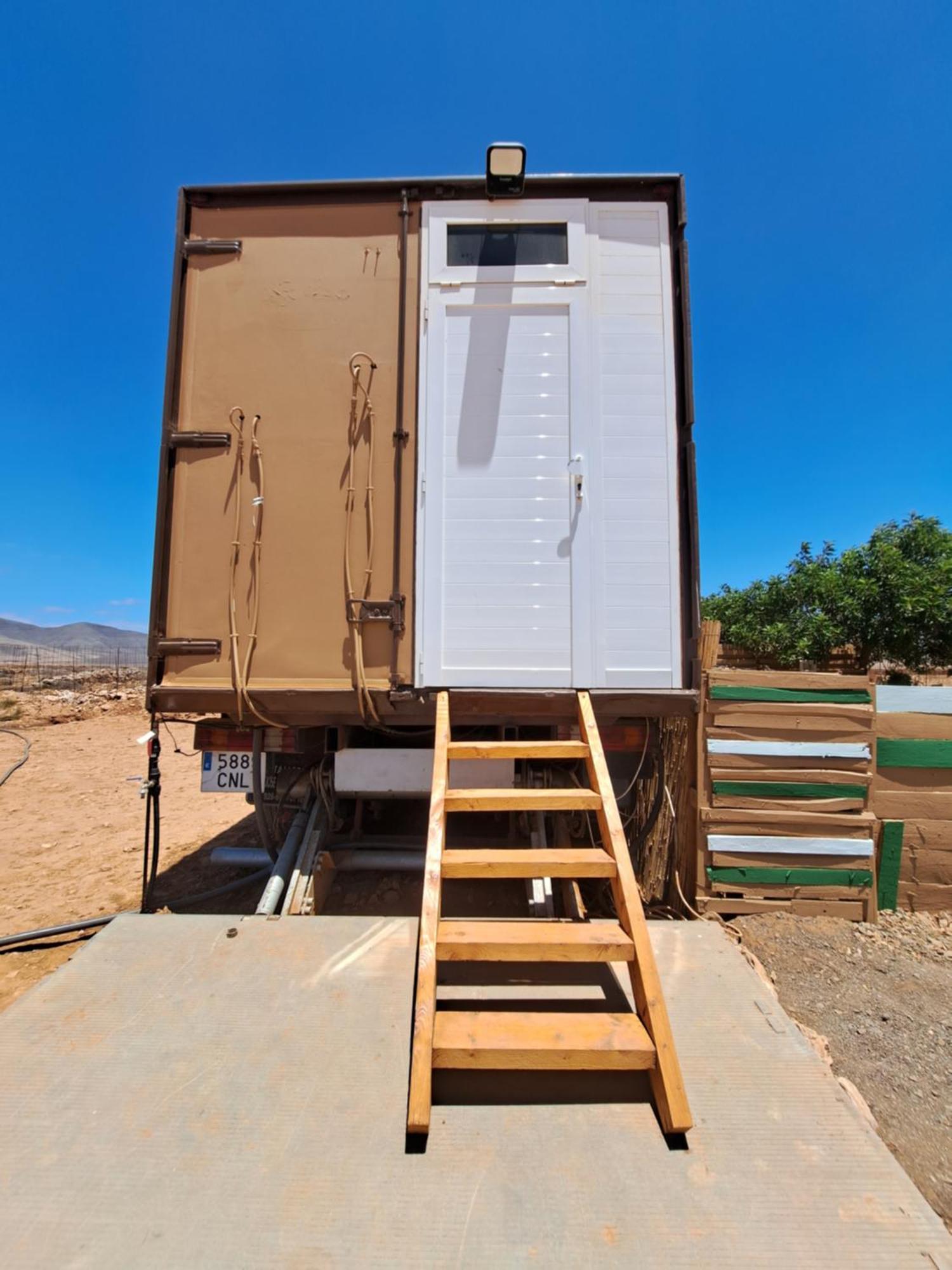 Tiny House Camion Fijo En Islas Canarias Camping *