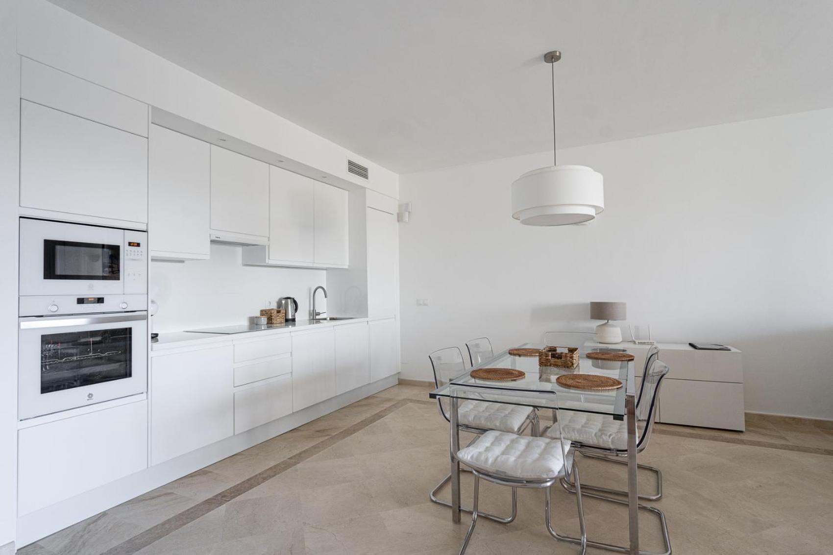 Apartment Front-line Garden In Palm Beach, Marbella