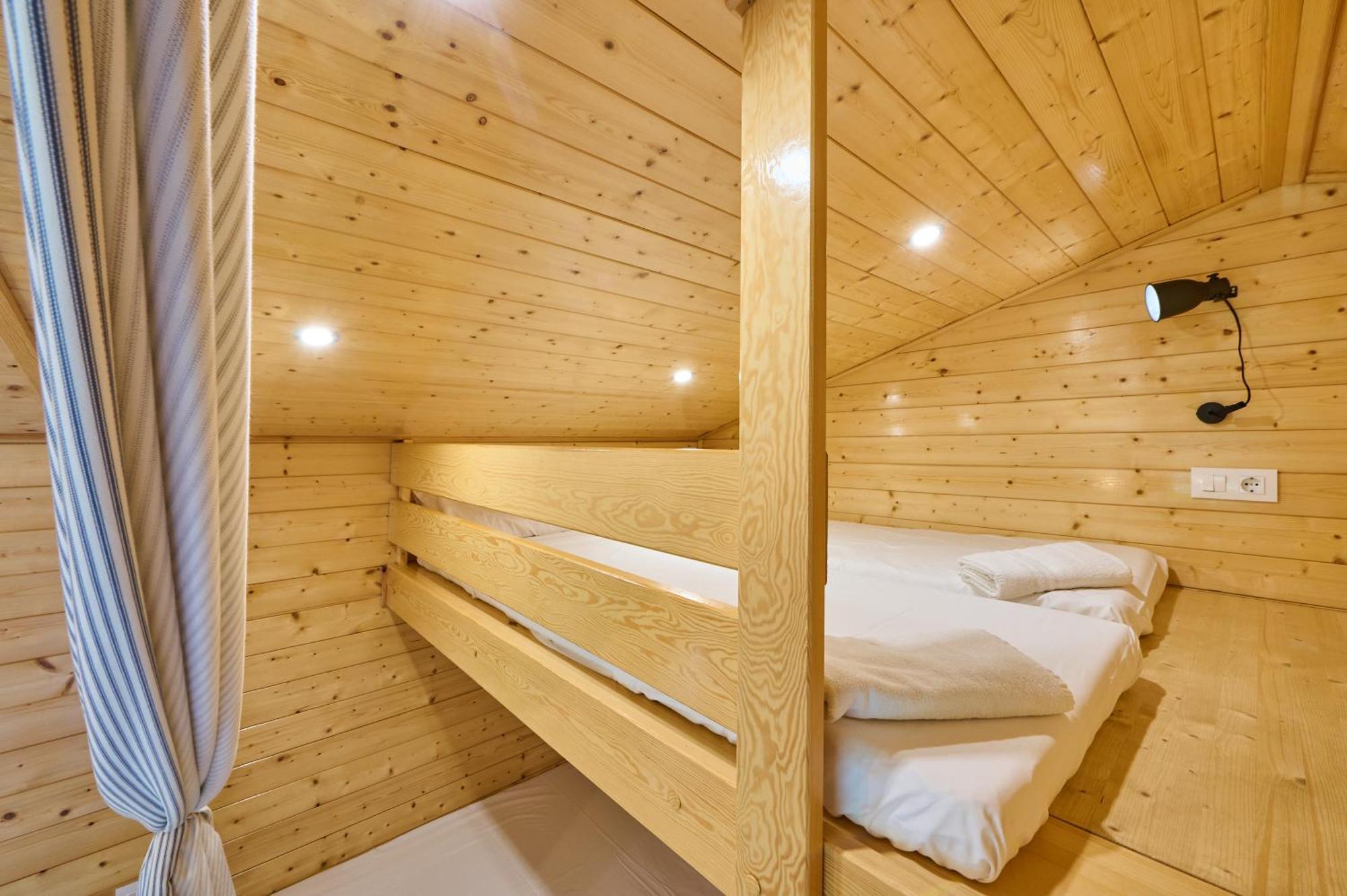 Camping-bungalow La Vall De Campmajor Campsite