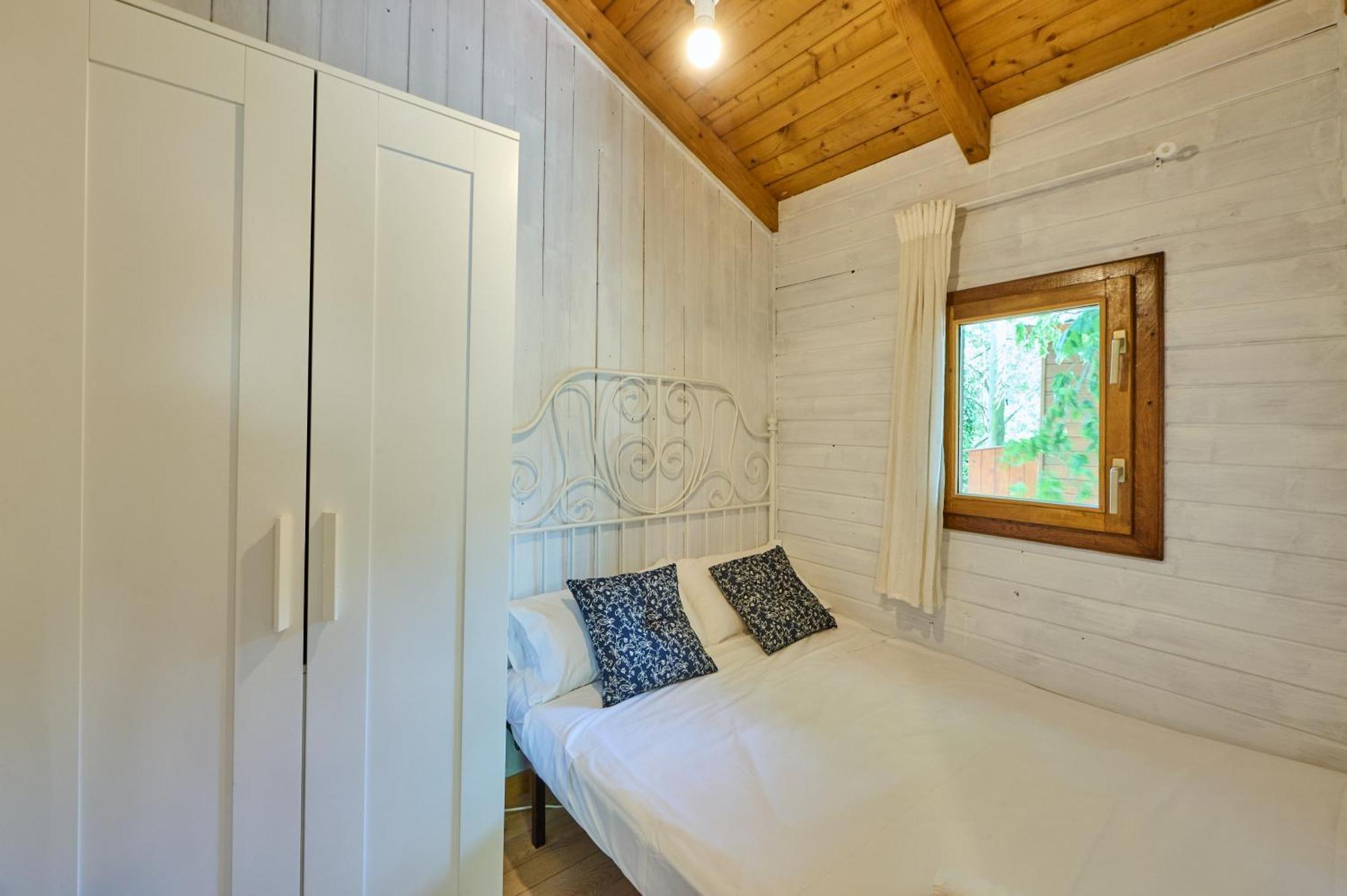 Camping-bungalow La Vall De Campmajor Campsite