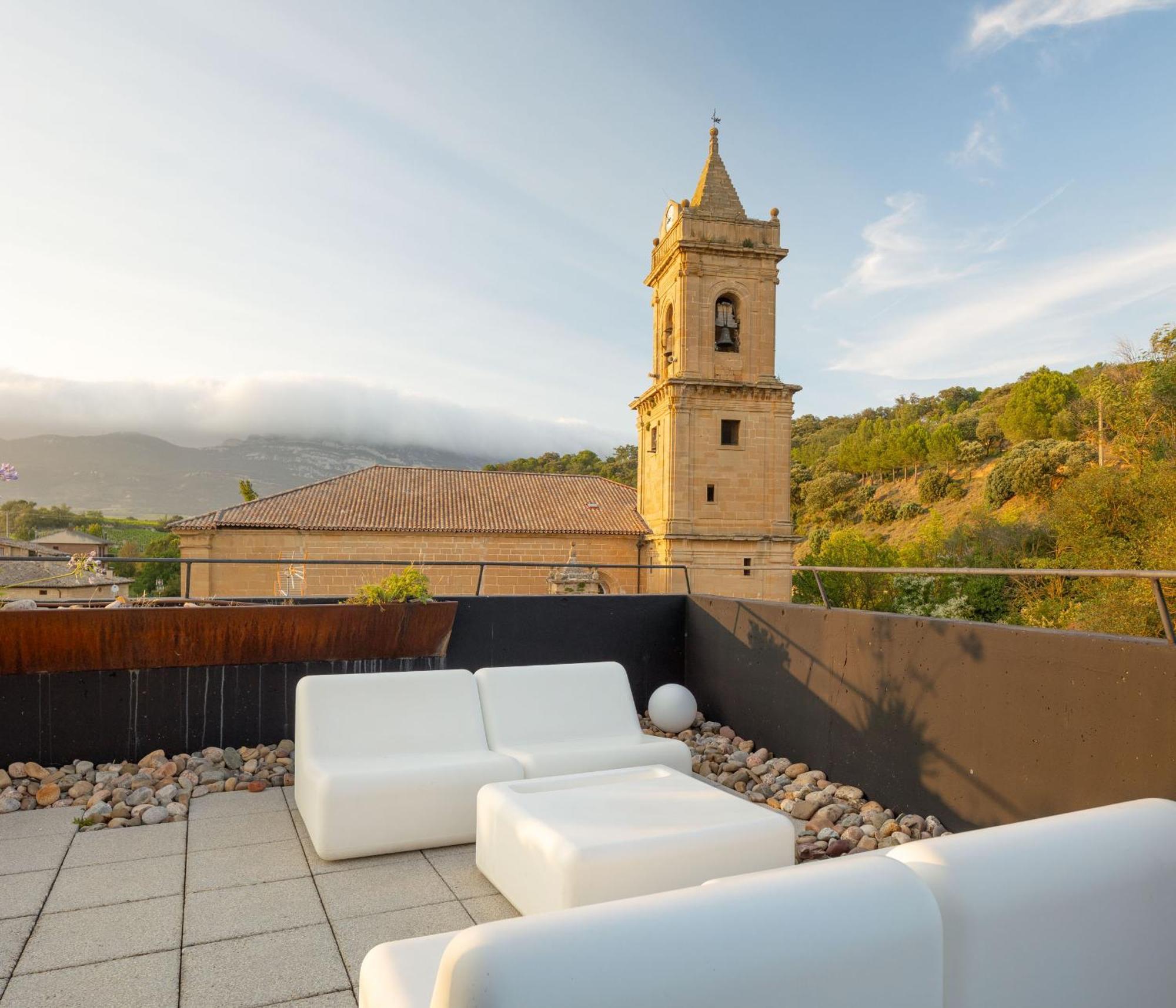 Hotel Viura 4*